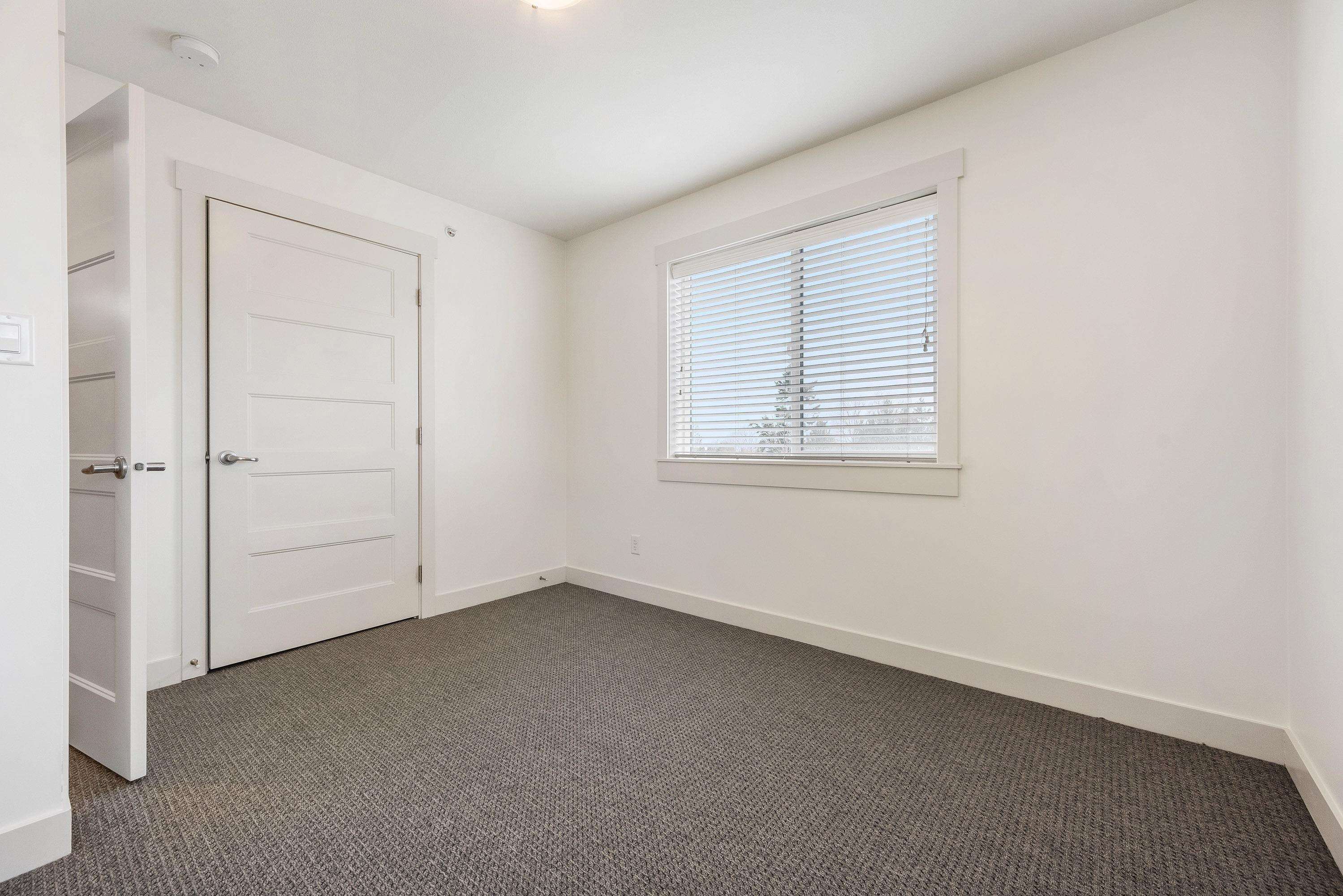 #19 5756 Promontory Road - 34