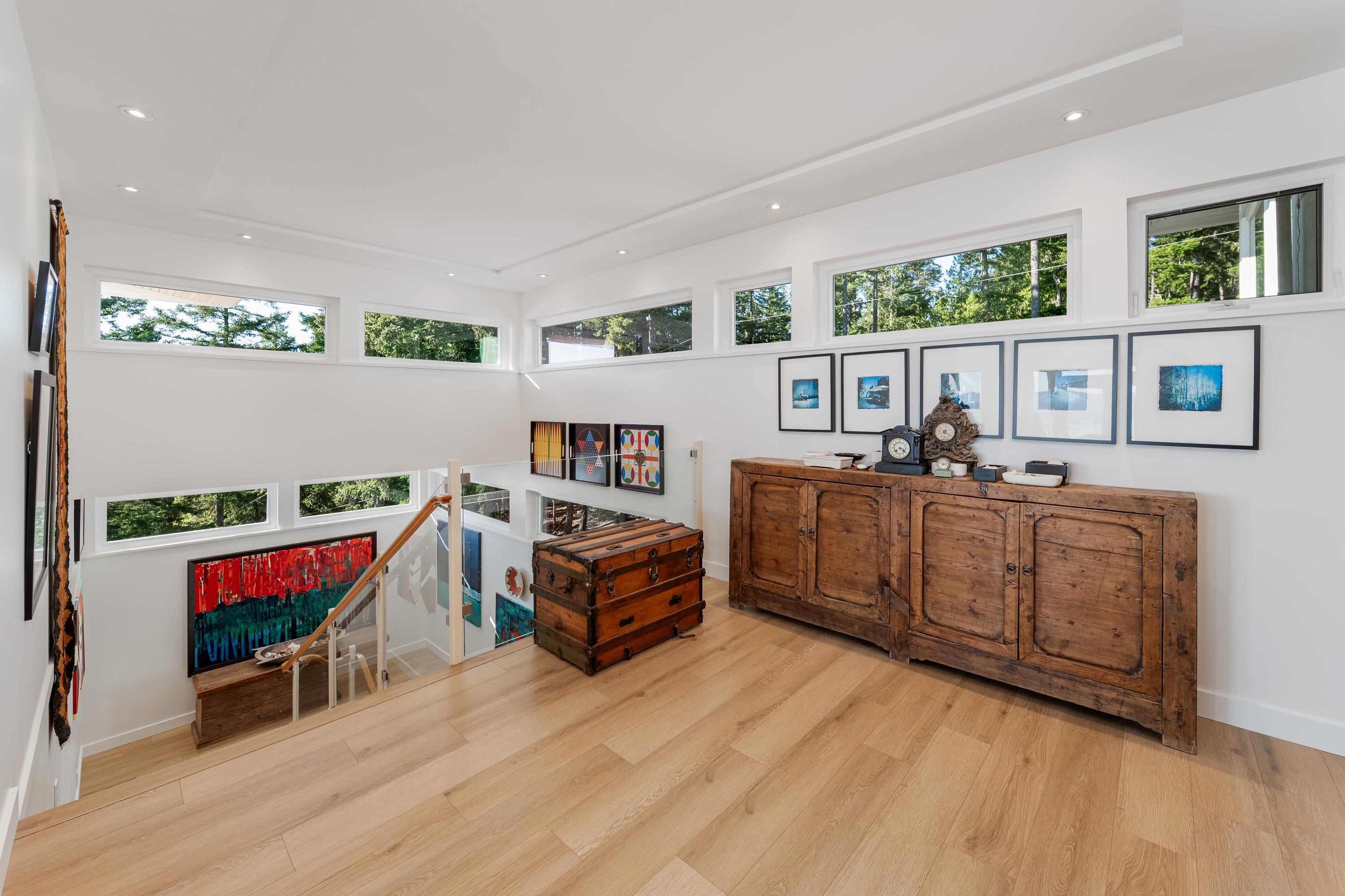 356 East West Road - 26