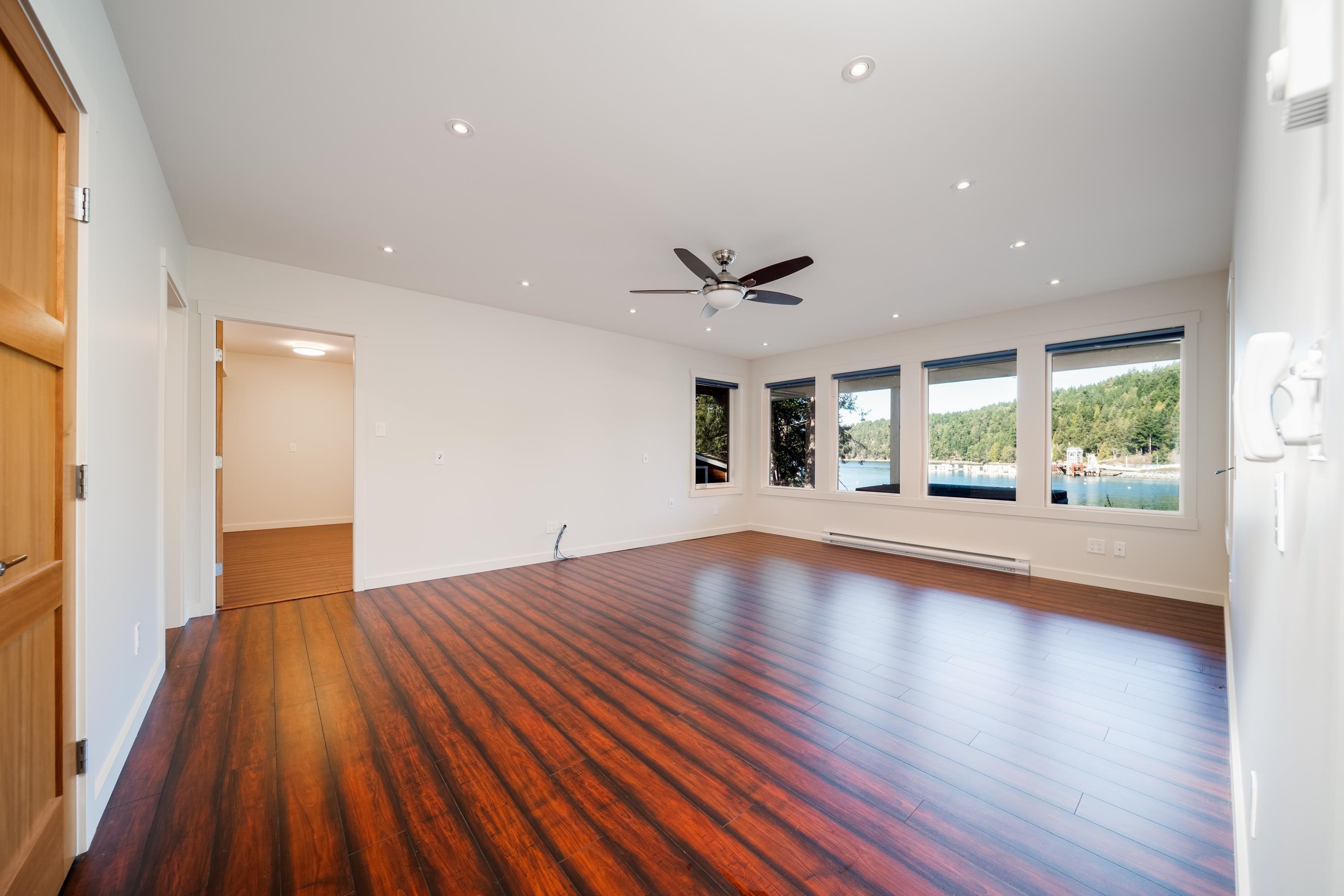 225 Mariners Way - 23