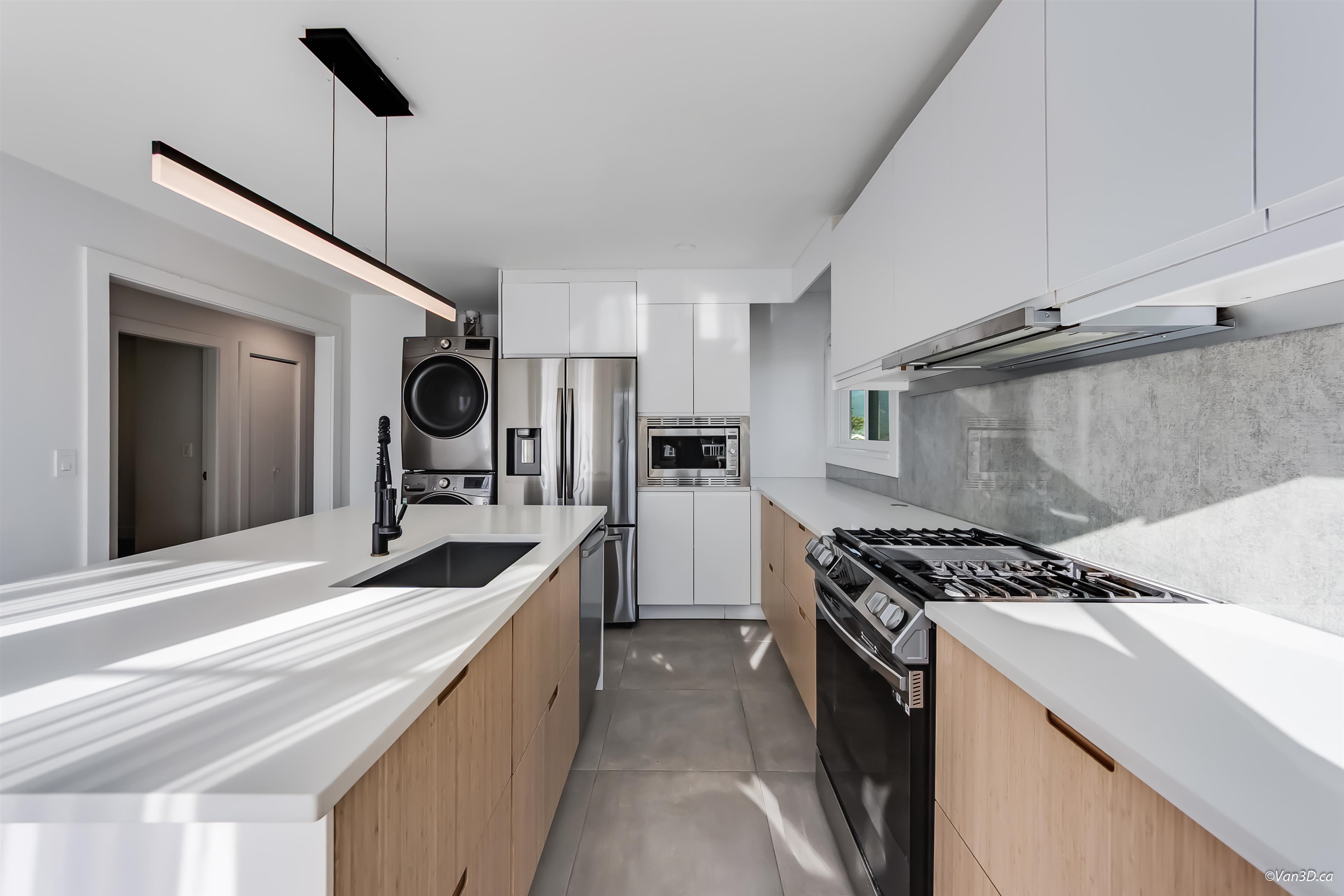 4346 Dundas Street - 3