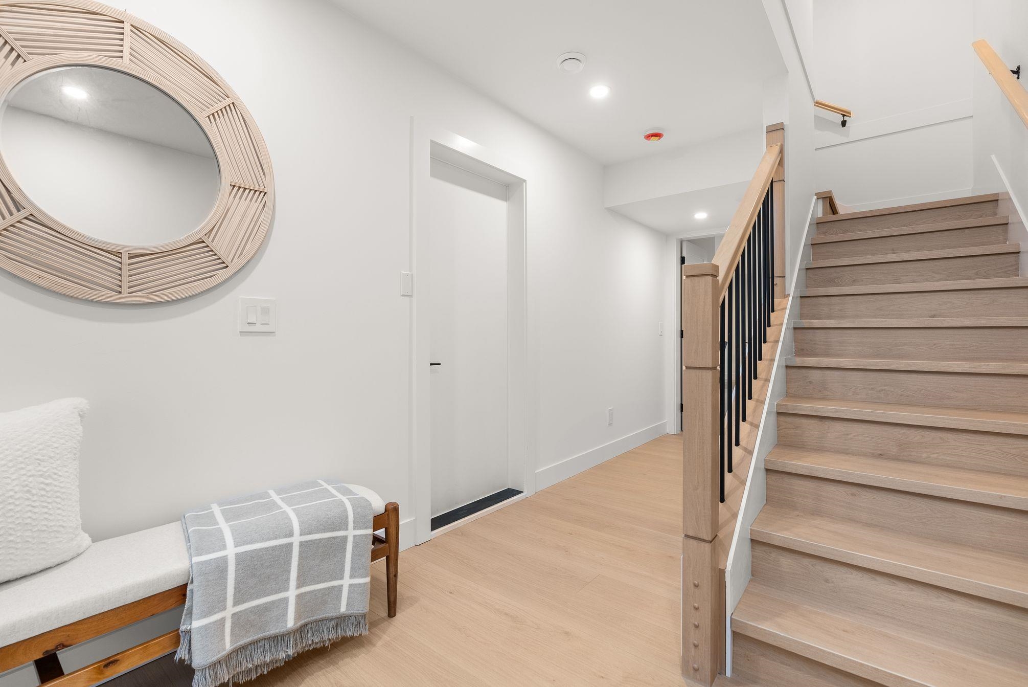 #3 2522 Campbell Avenue - 6