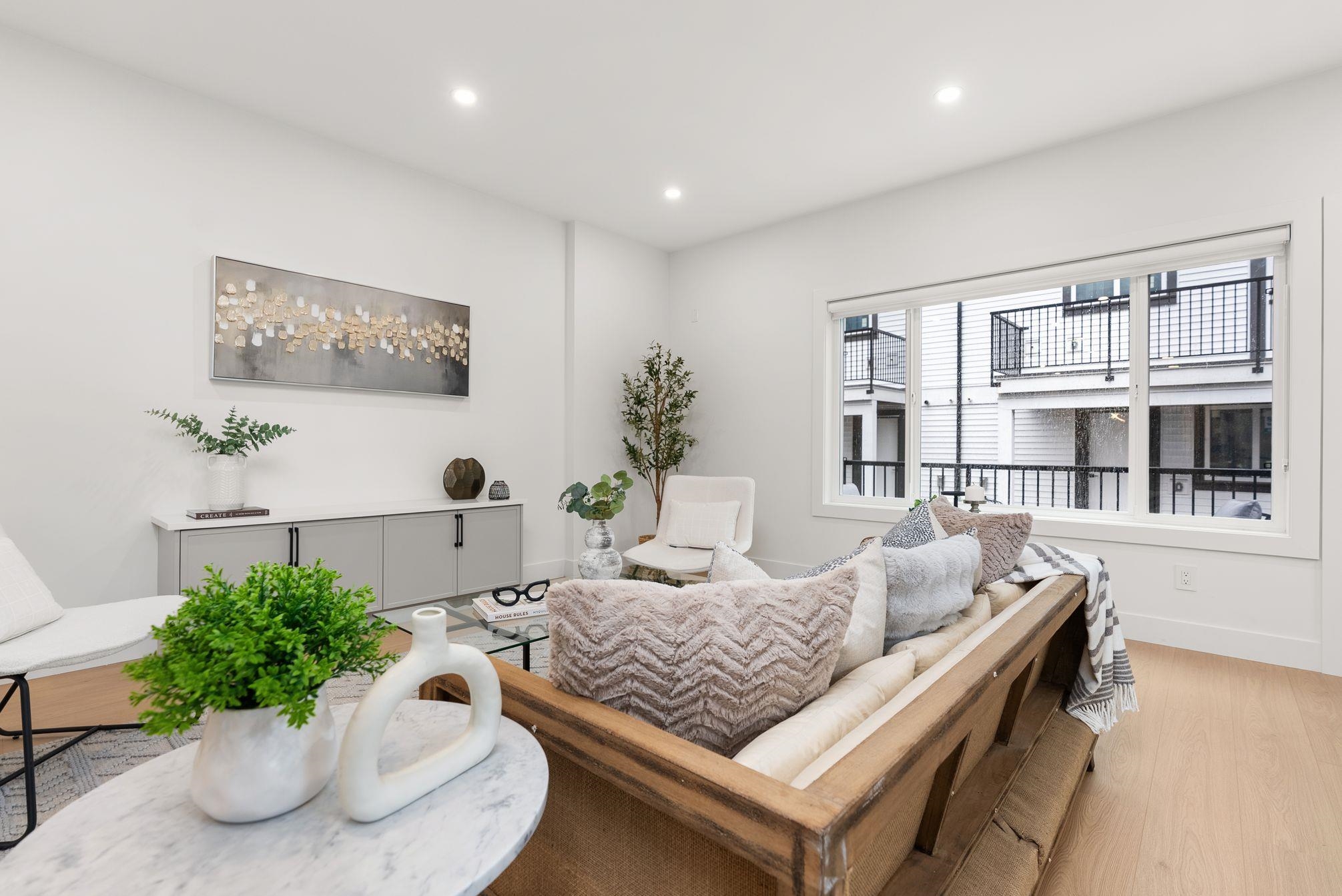 #3 2522 Campbell Avenue - 10