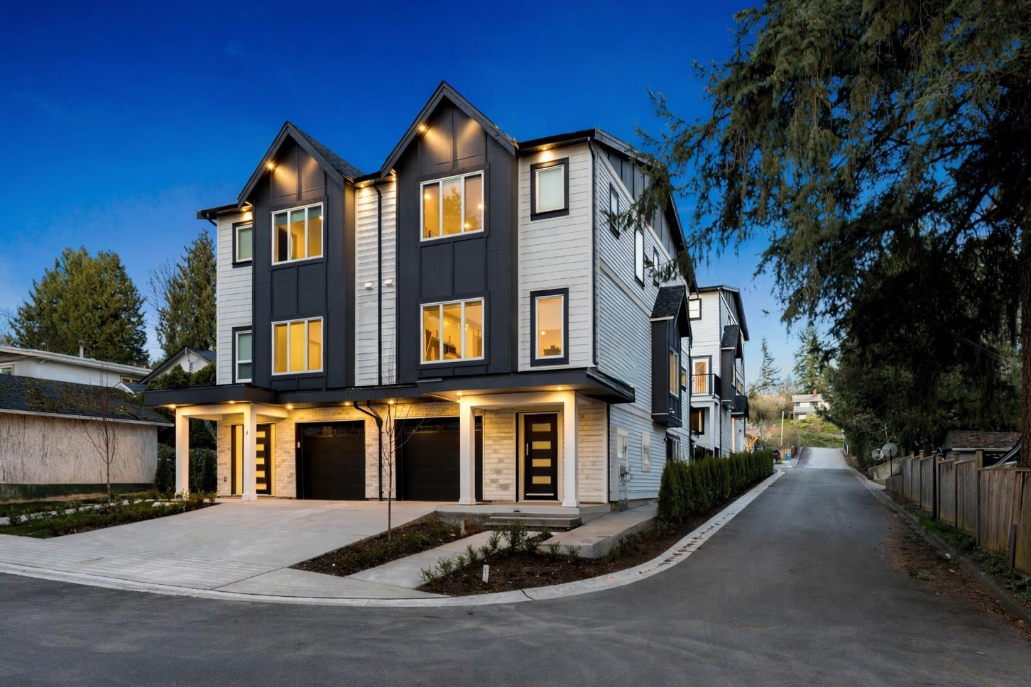 #1 2522 Campbell Avenue - 3