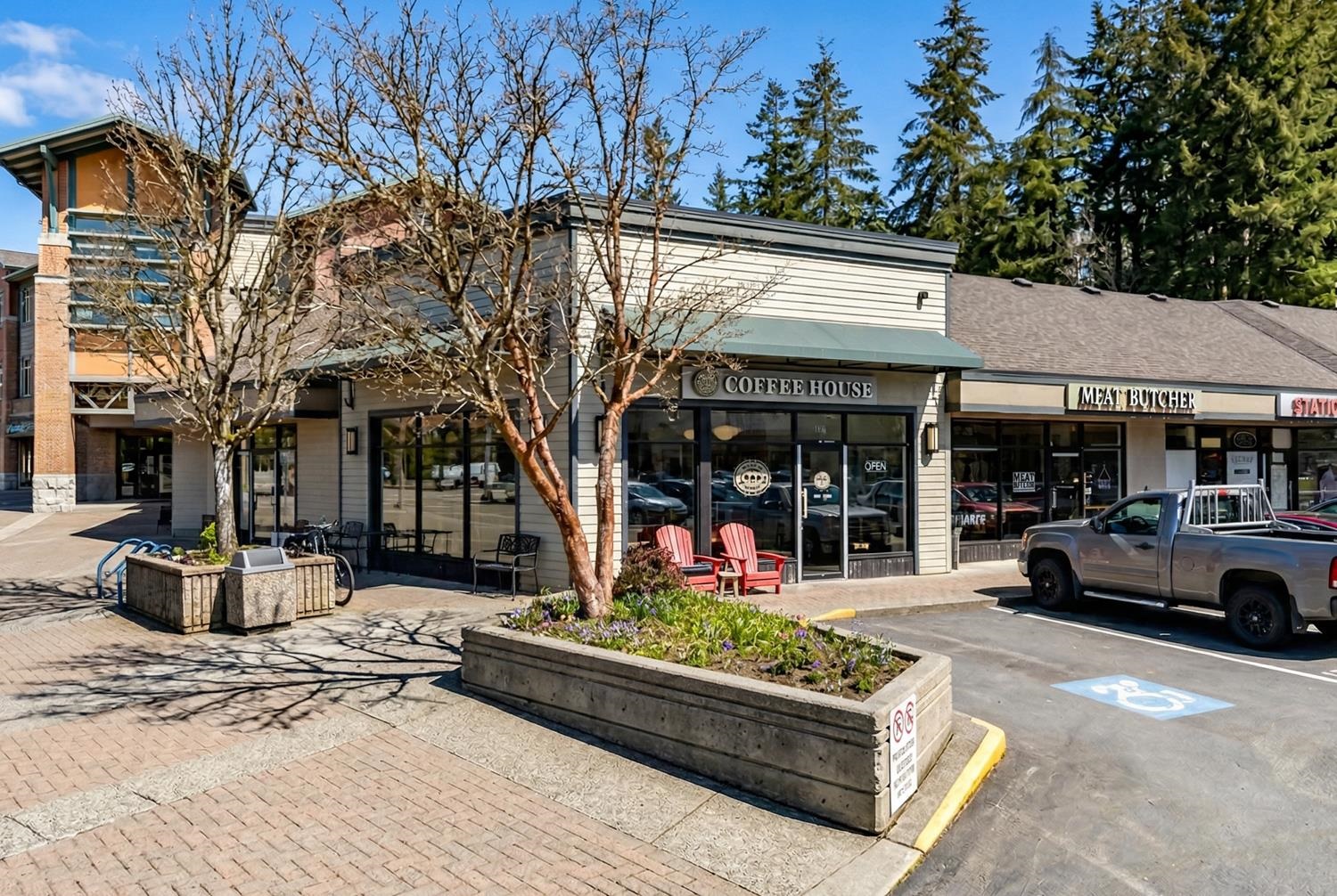 #222 560 Raven Woods Drive - 32