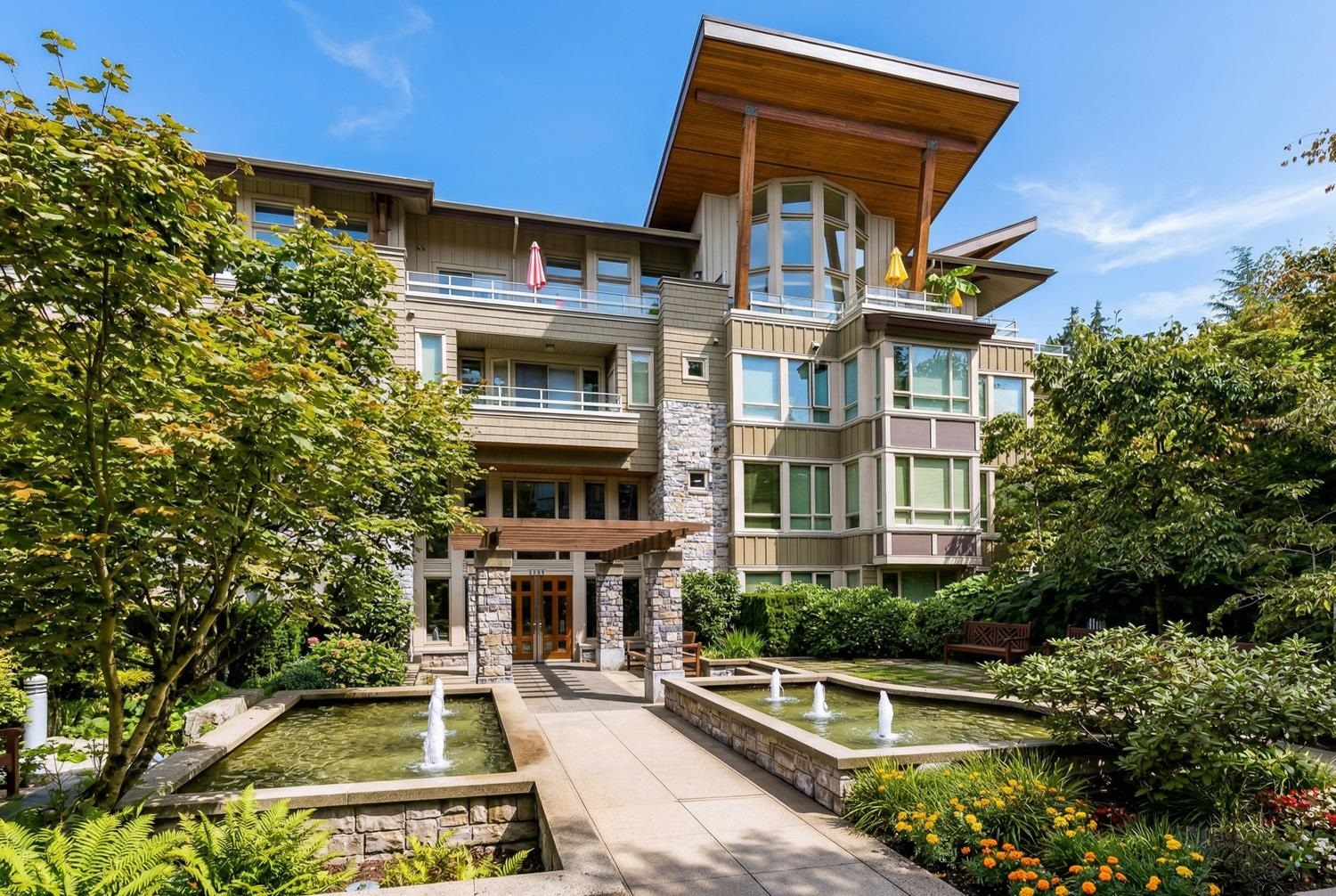 #222 560 Raven Woods Drive - 28