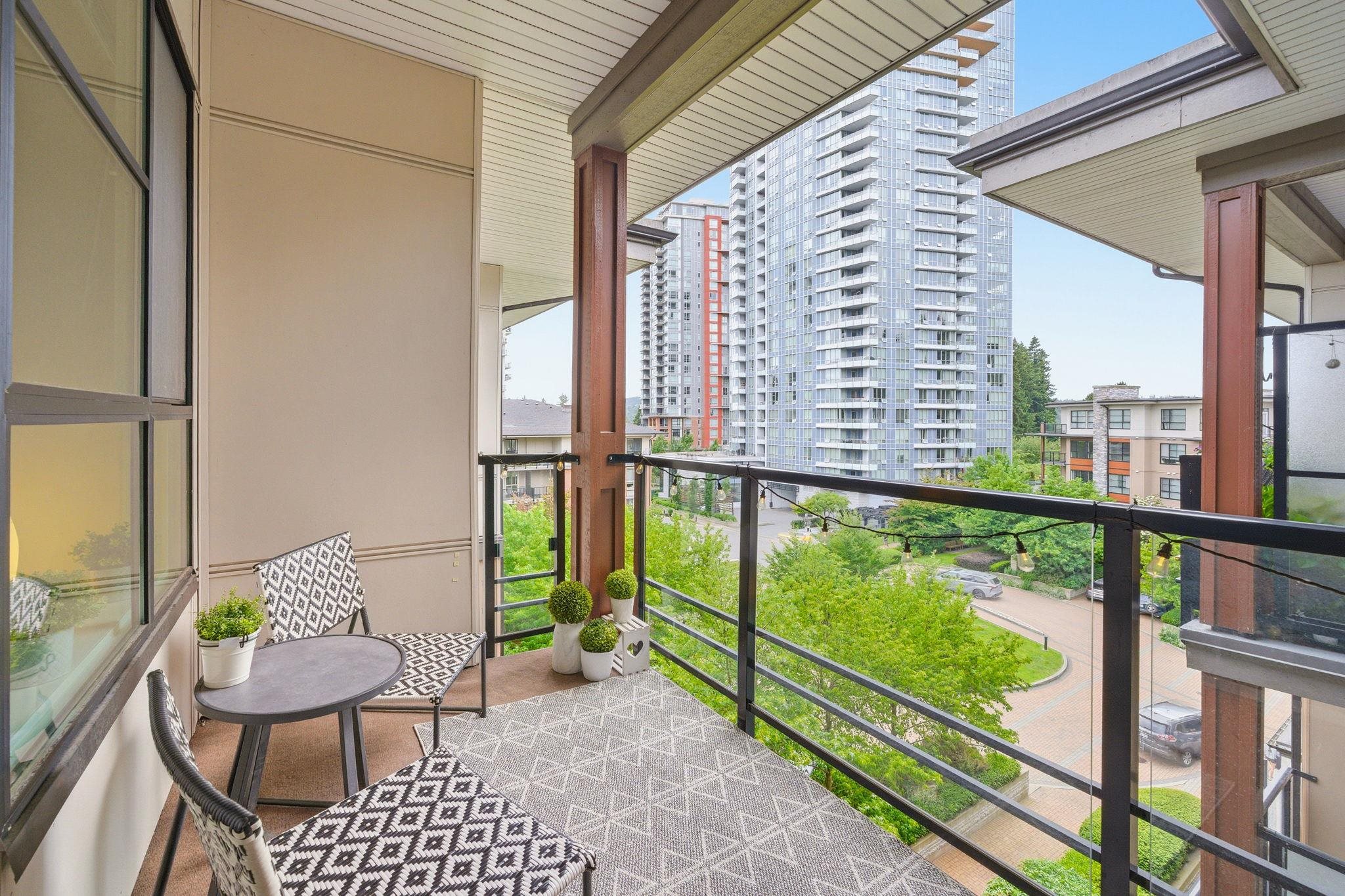 #512 1152 Windsor Mews - 32