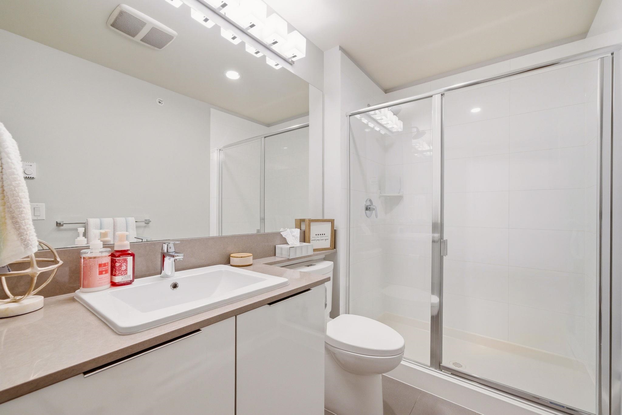 #512 1152 Windsor Mews - 25