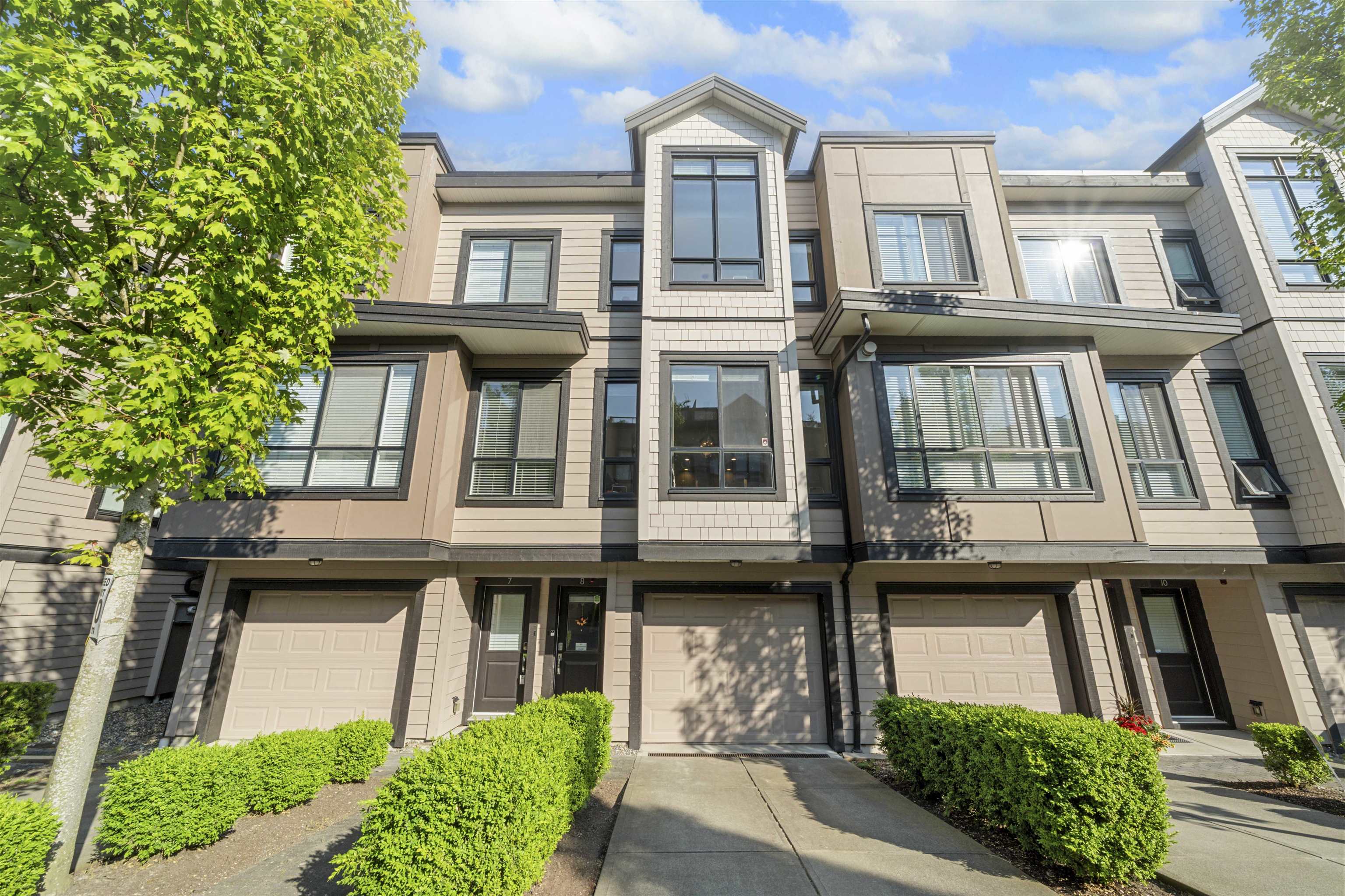 #8 100 Wood Street - 1