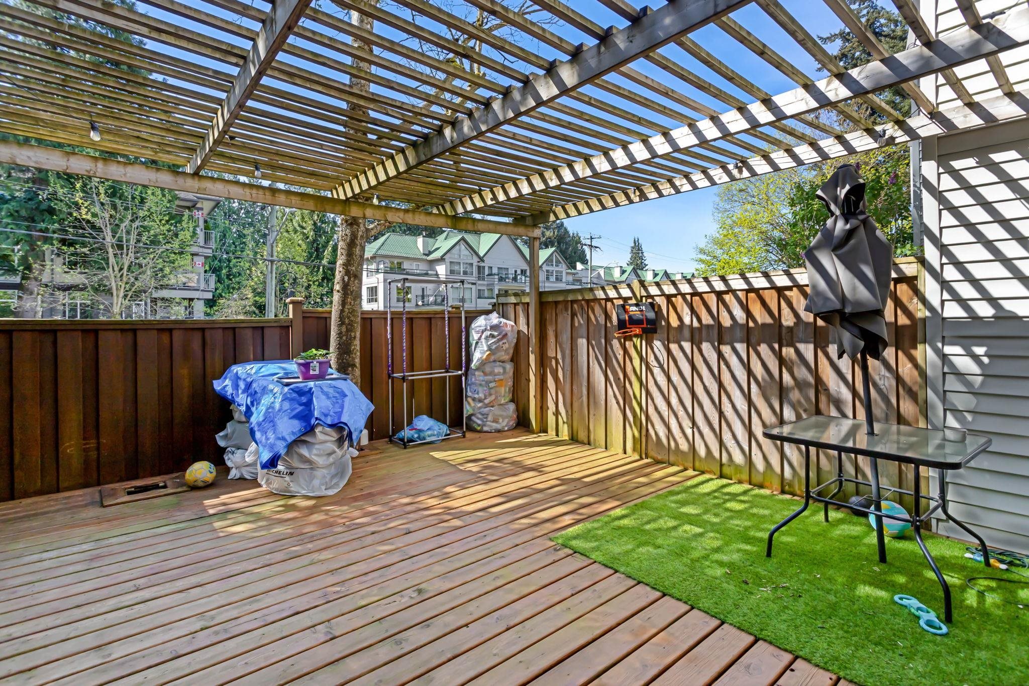 #29 33293 E Bourquin Crescent - 23