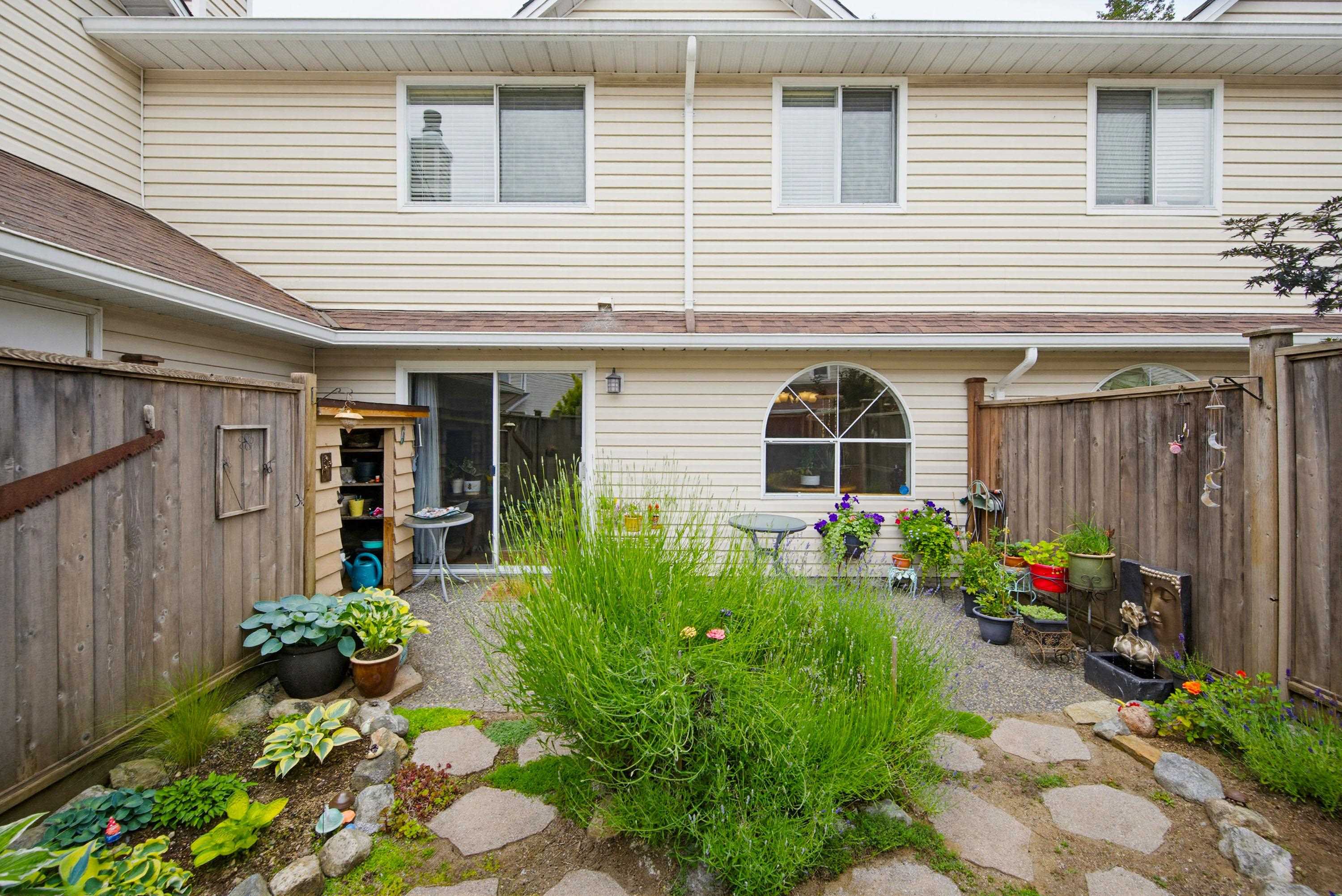 #17 20699 120b Avenue - 31