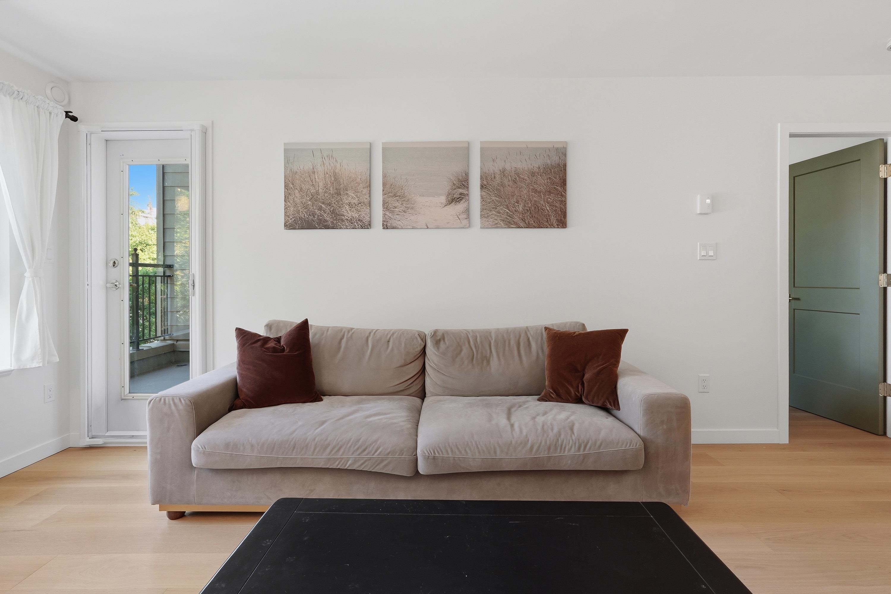 #604 221 Eleventh Street - 10