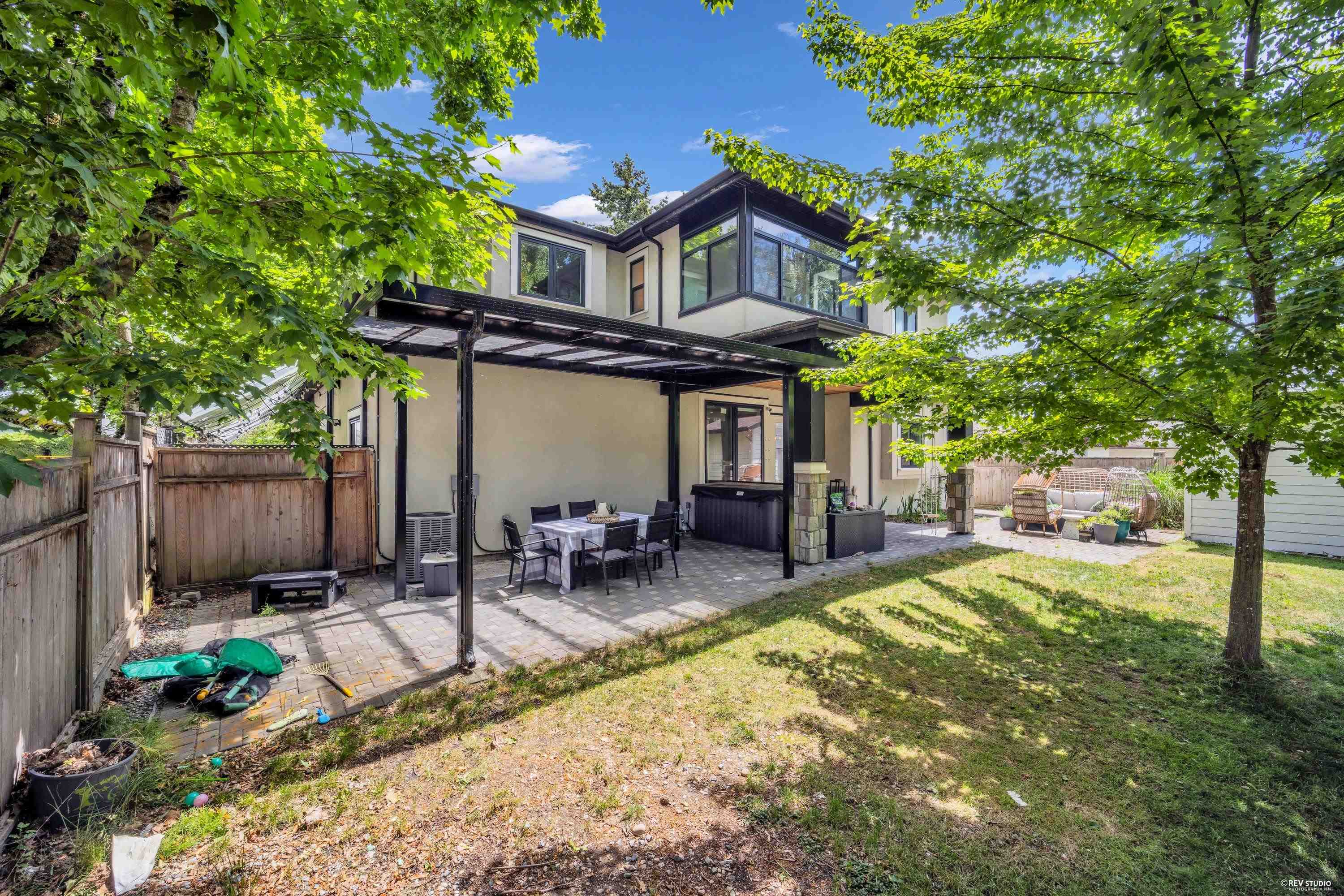 8631 Odlin Crescent - 39