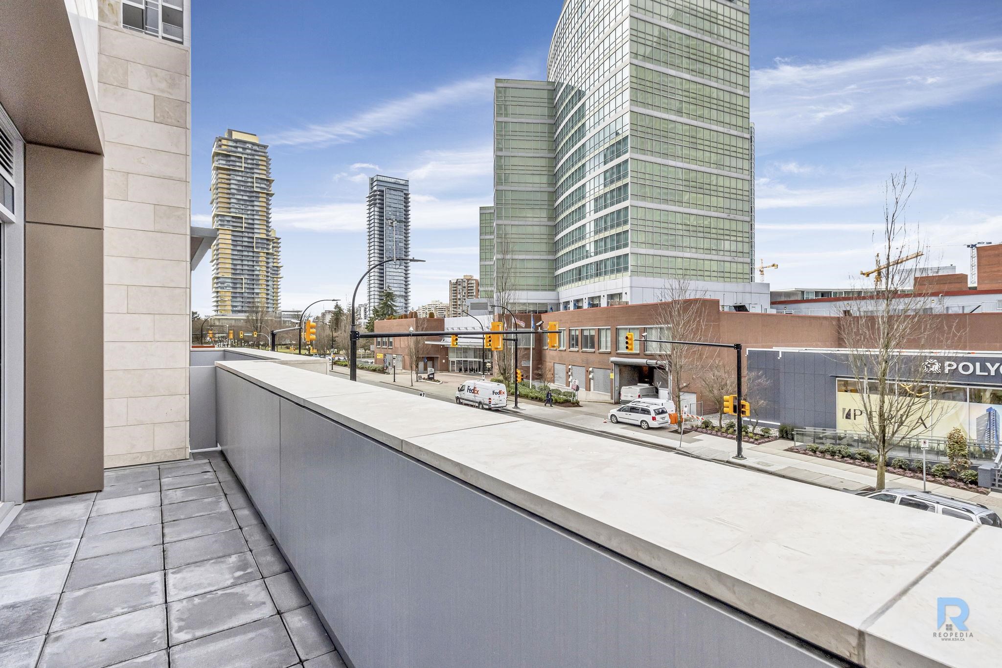 #206 6000 McKay Avenue - 31
