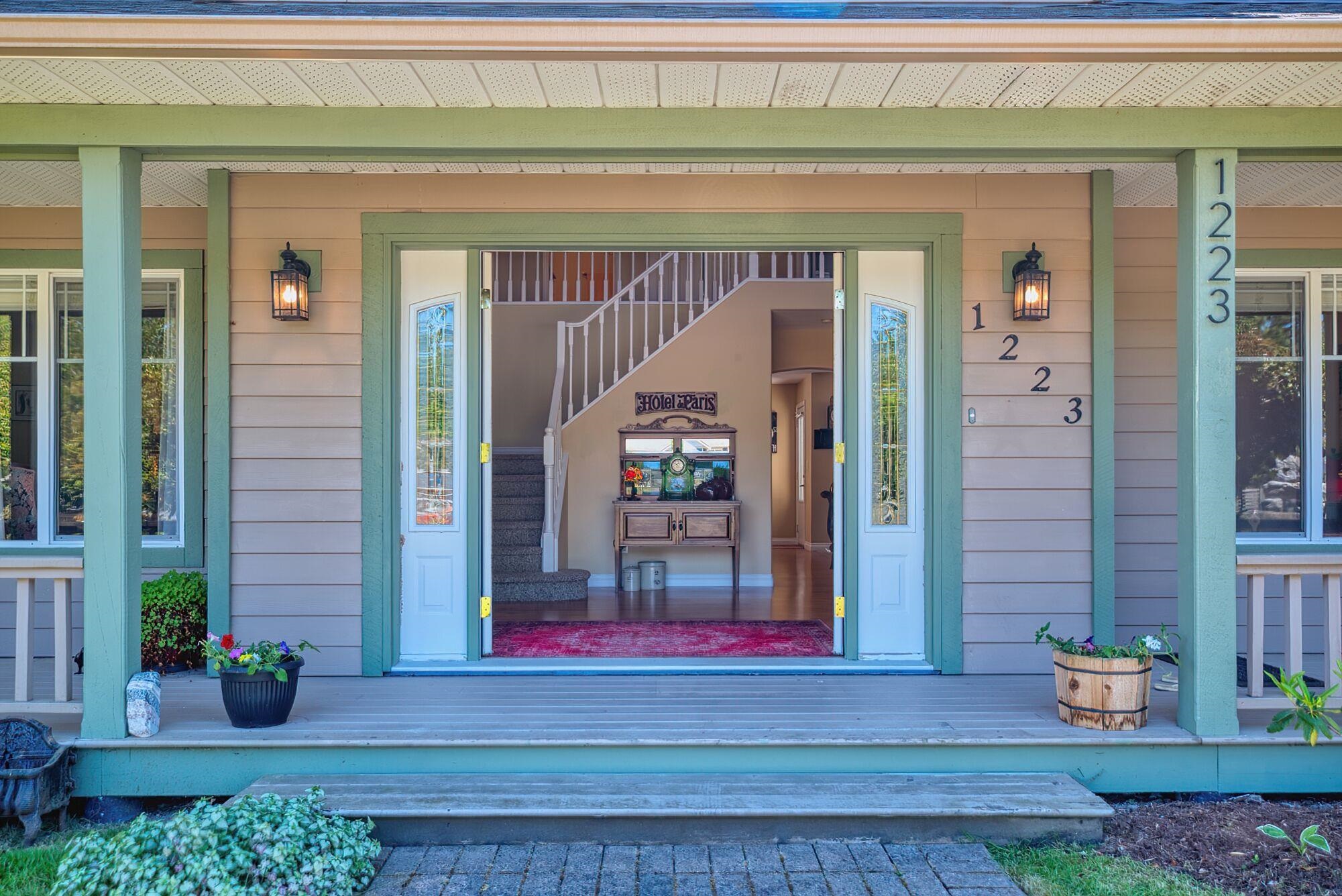 1223 Sunnyside Road - 2