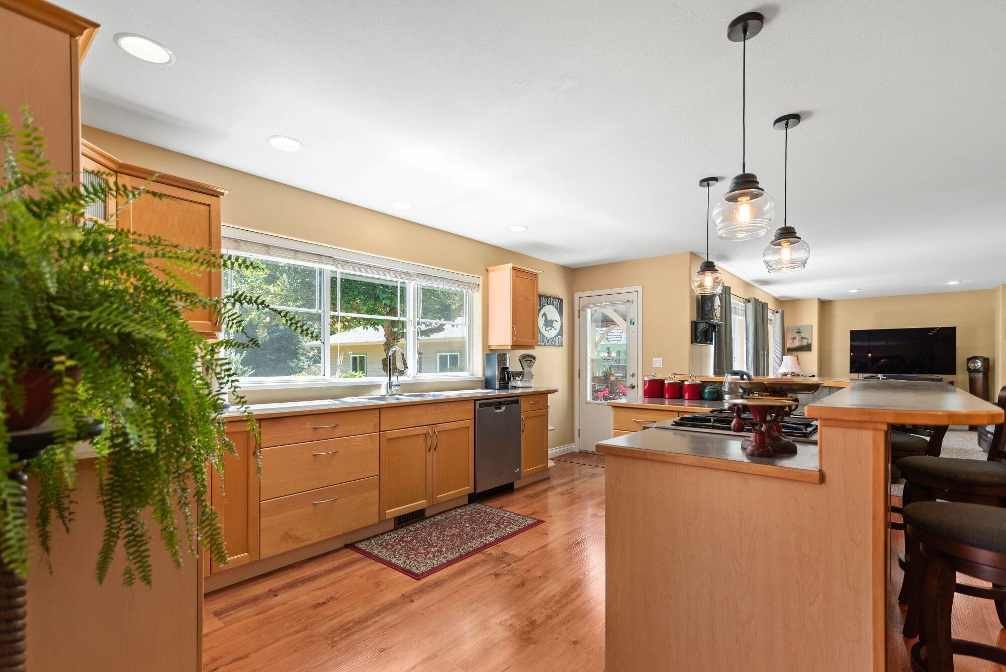 1223 Sunnyside Road - 10