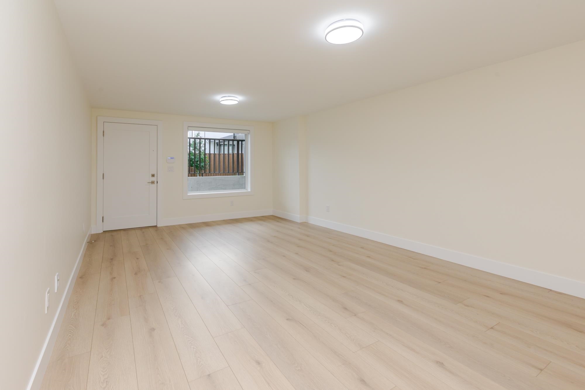 15672 82a Avenue - 37
