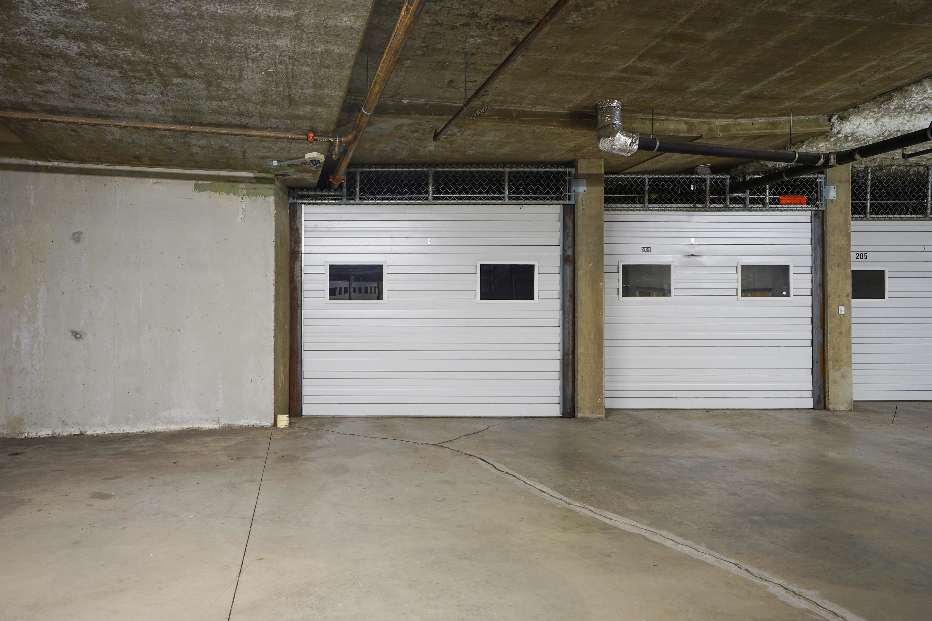 #202 33485 South Fraser Way - 23