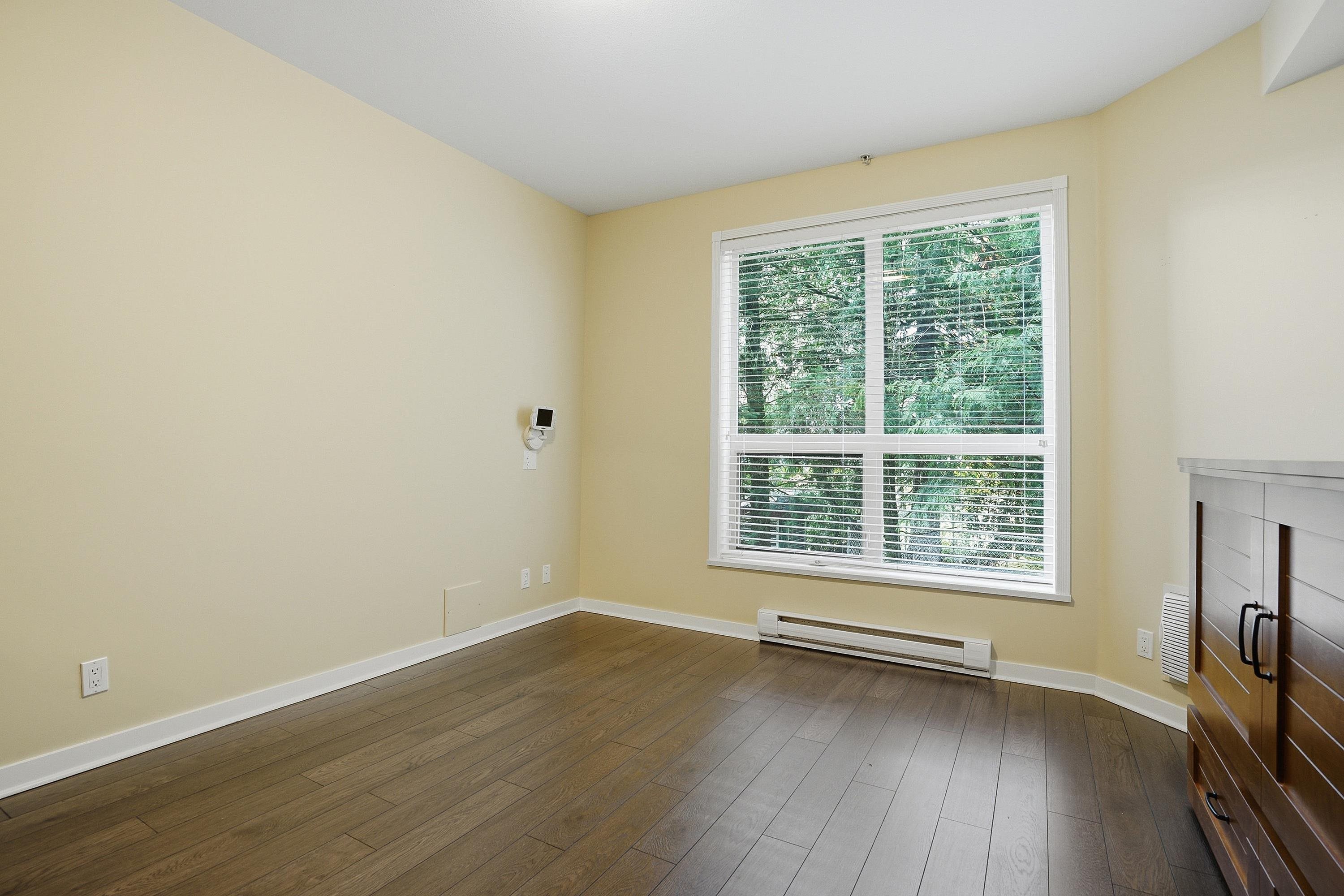 #202 33485 South Fraser Way - 18