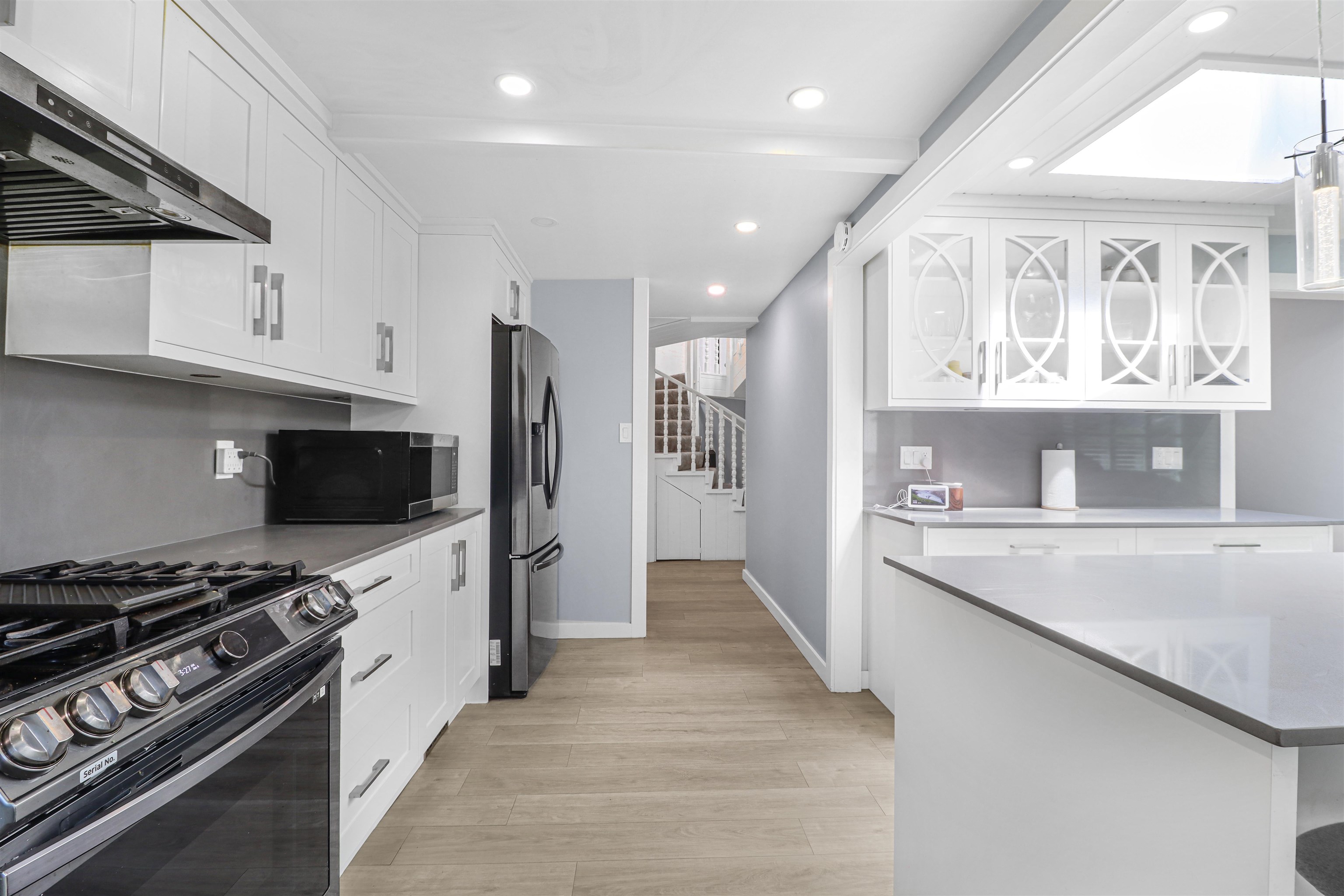 1225 Foster Avenue - 10