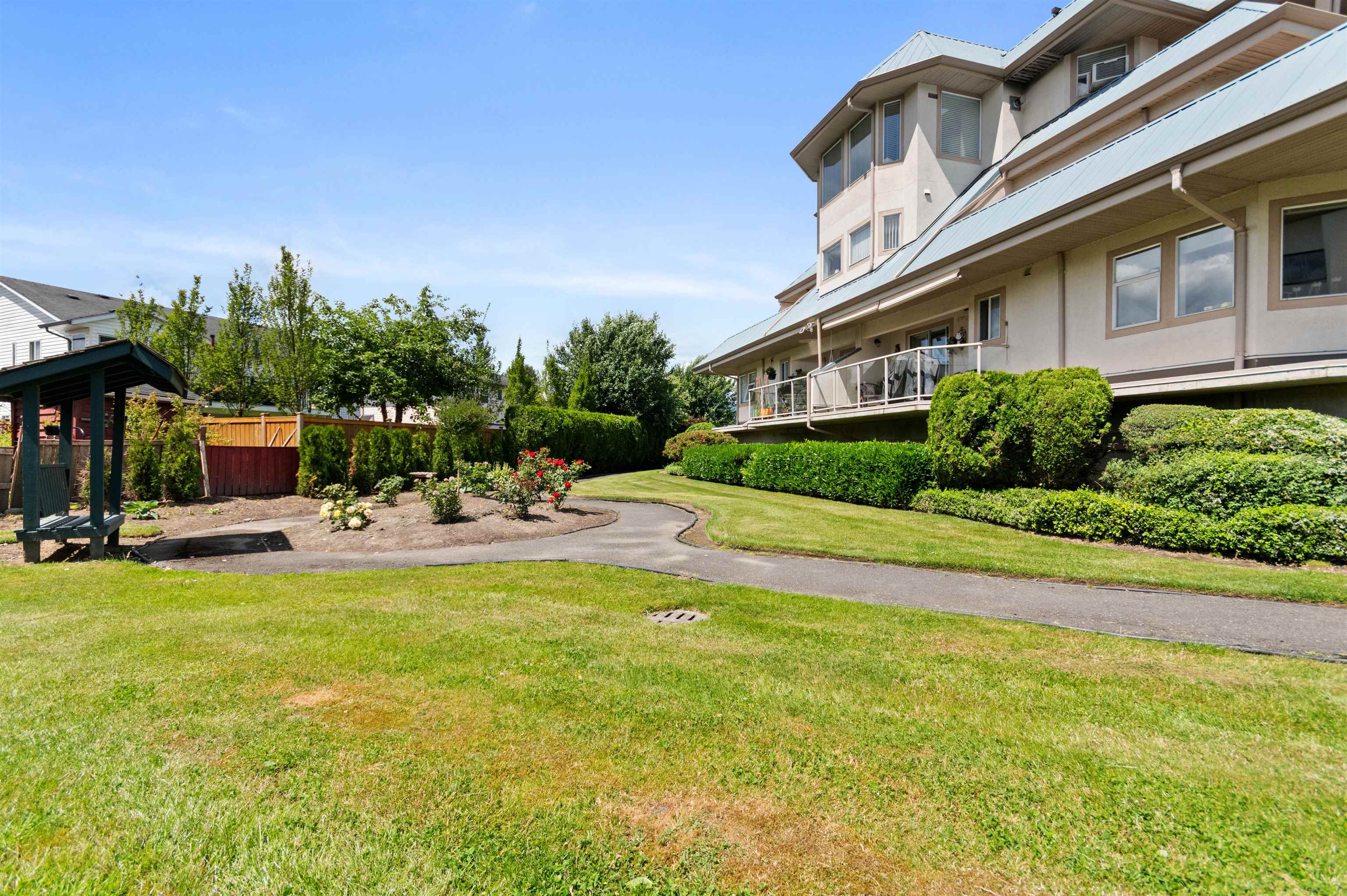 #117 7685 Amber Drive - 40