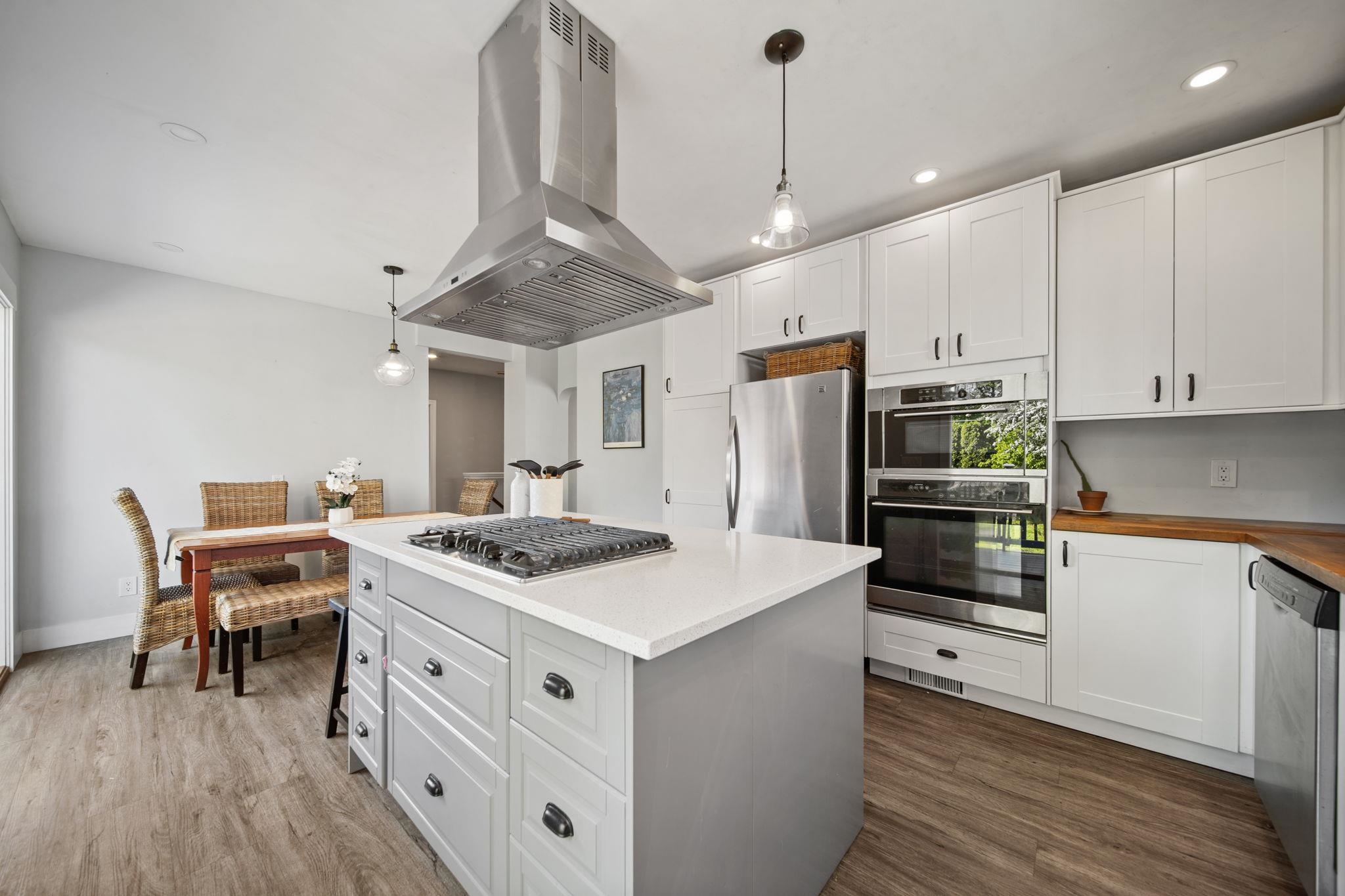 306 Ninth Avenue - 9