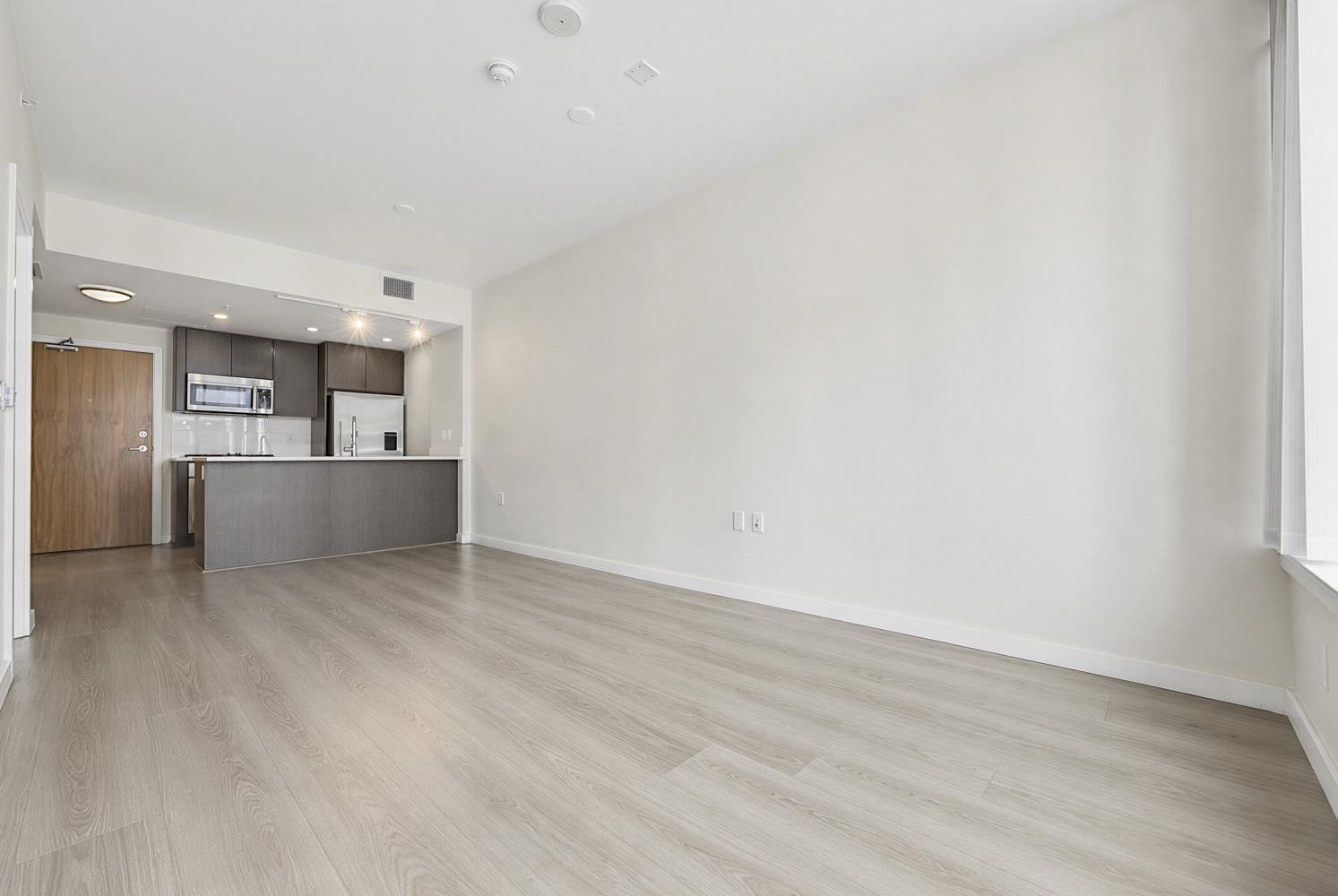 #612 8628 Hazelbridge Way - 26