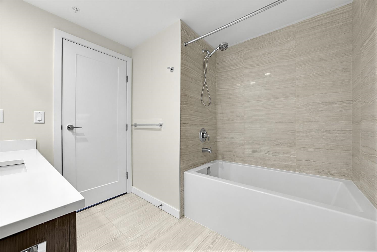 #612 8628 Hazelbridge Way - 32