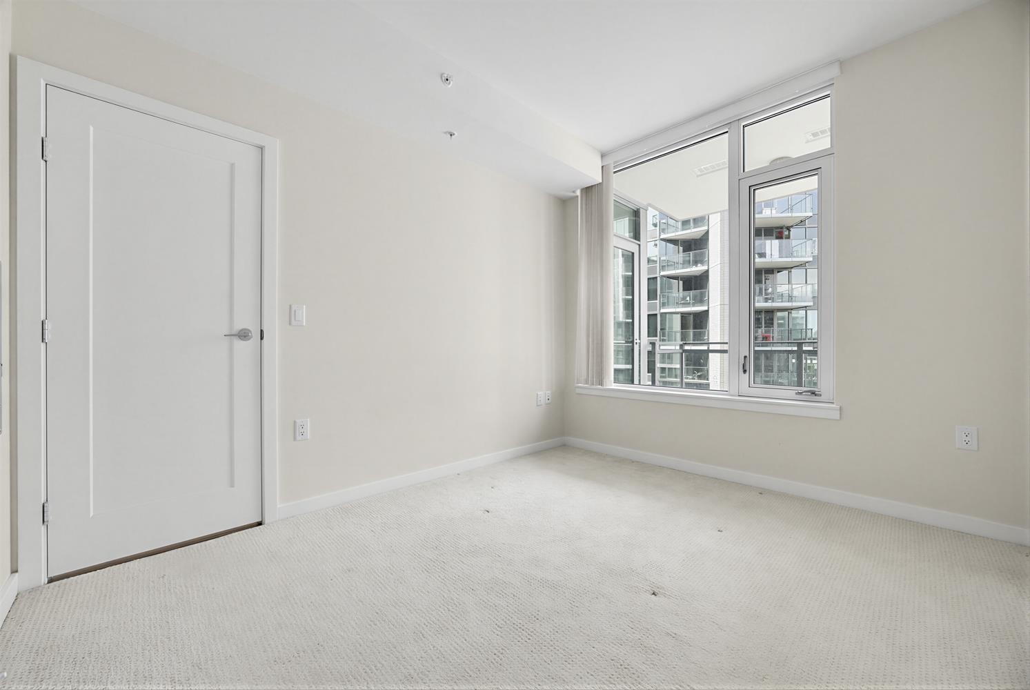 #612 8628 Hazelbridge Way - 29