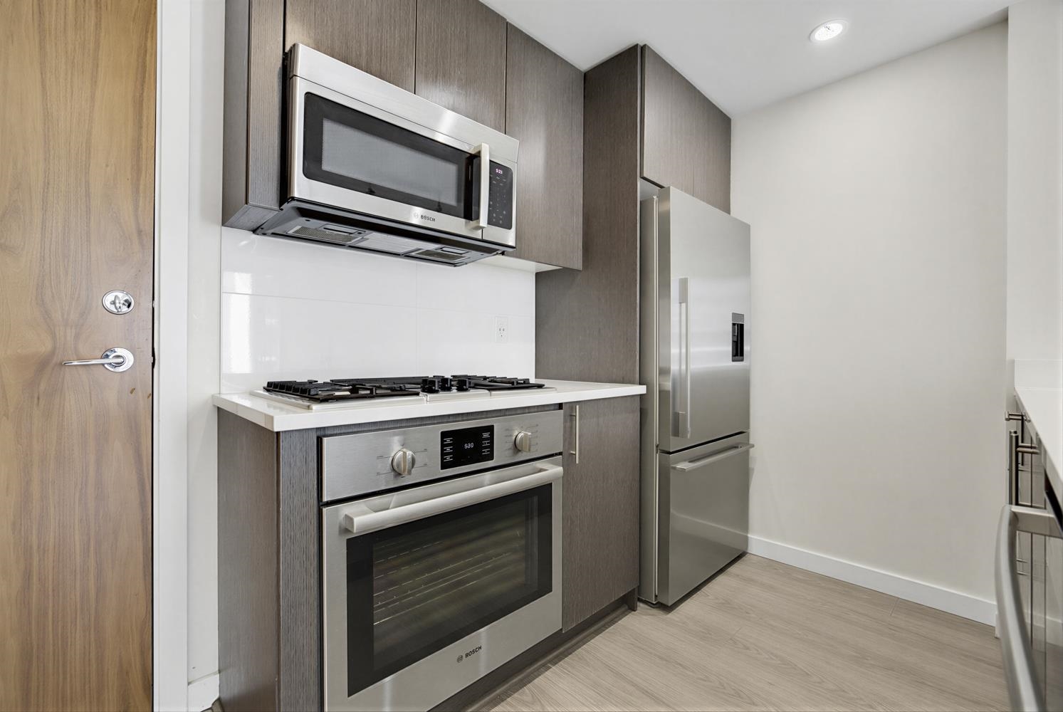 #612 8628 Hazelbridge Way - 21