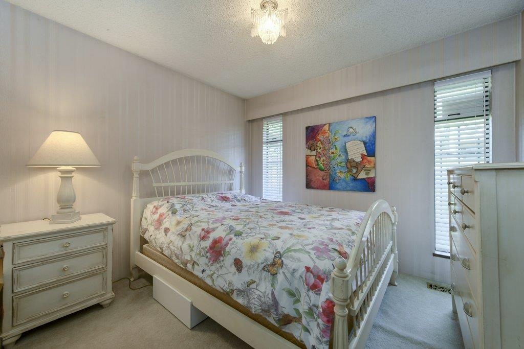 8194 Woodlake Court - 17