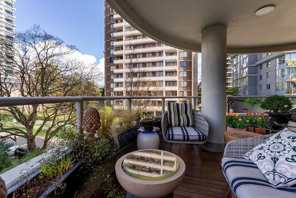 #403 1020 Harwood Street - 5