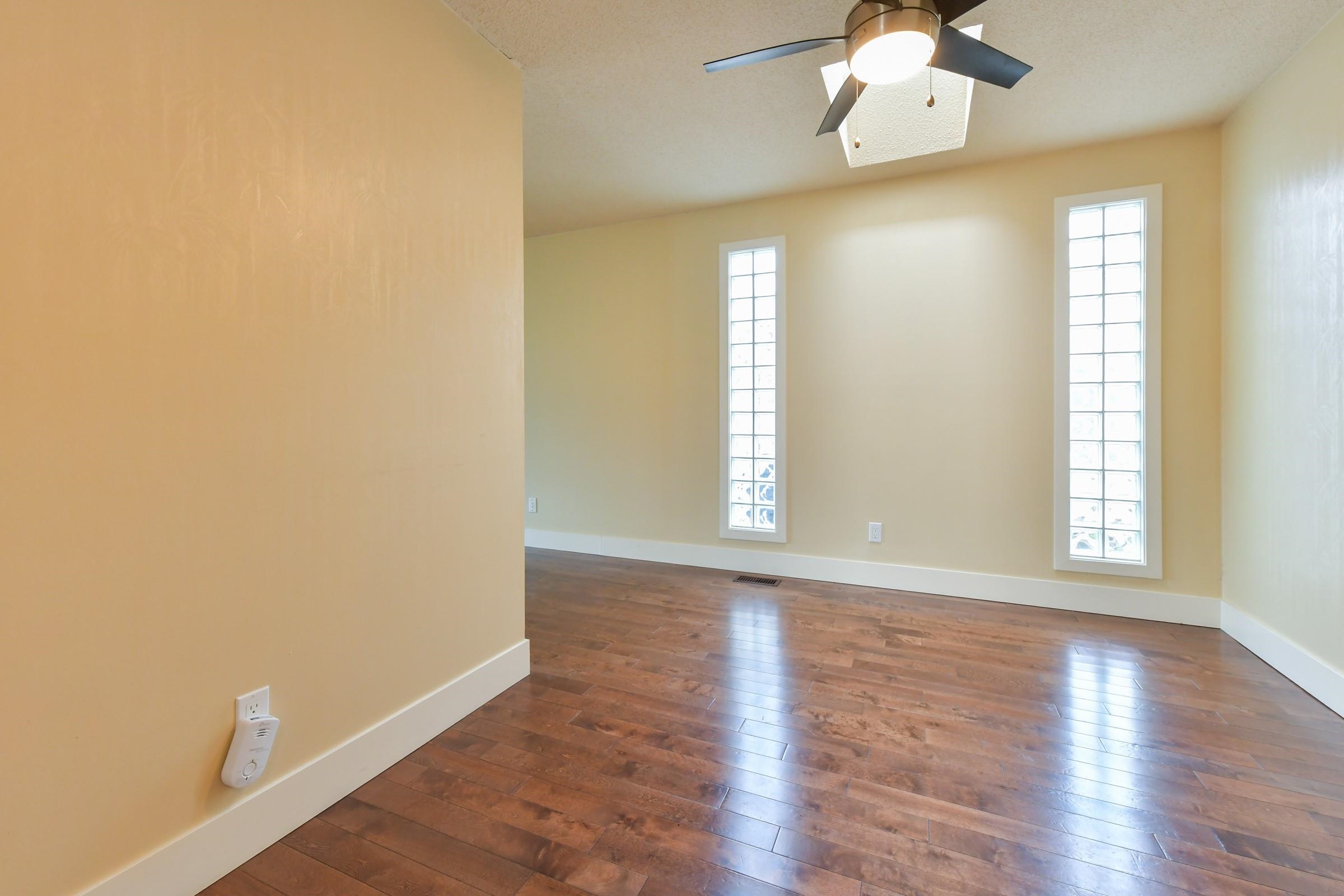 #17 2345 Cranley Drive - 9