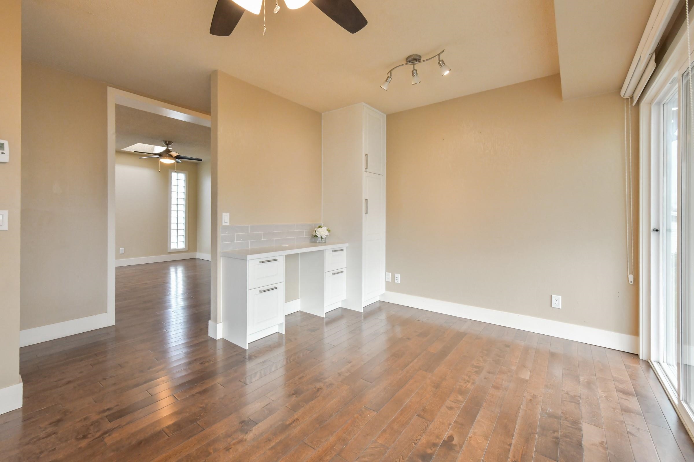#17 2345 Cranley Drive - 15