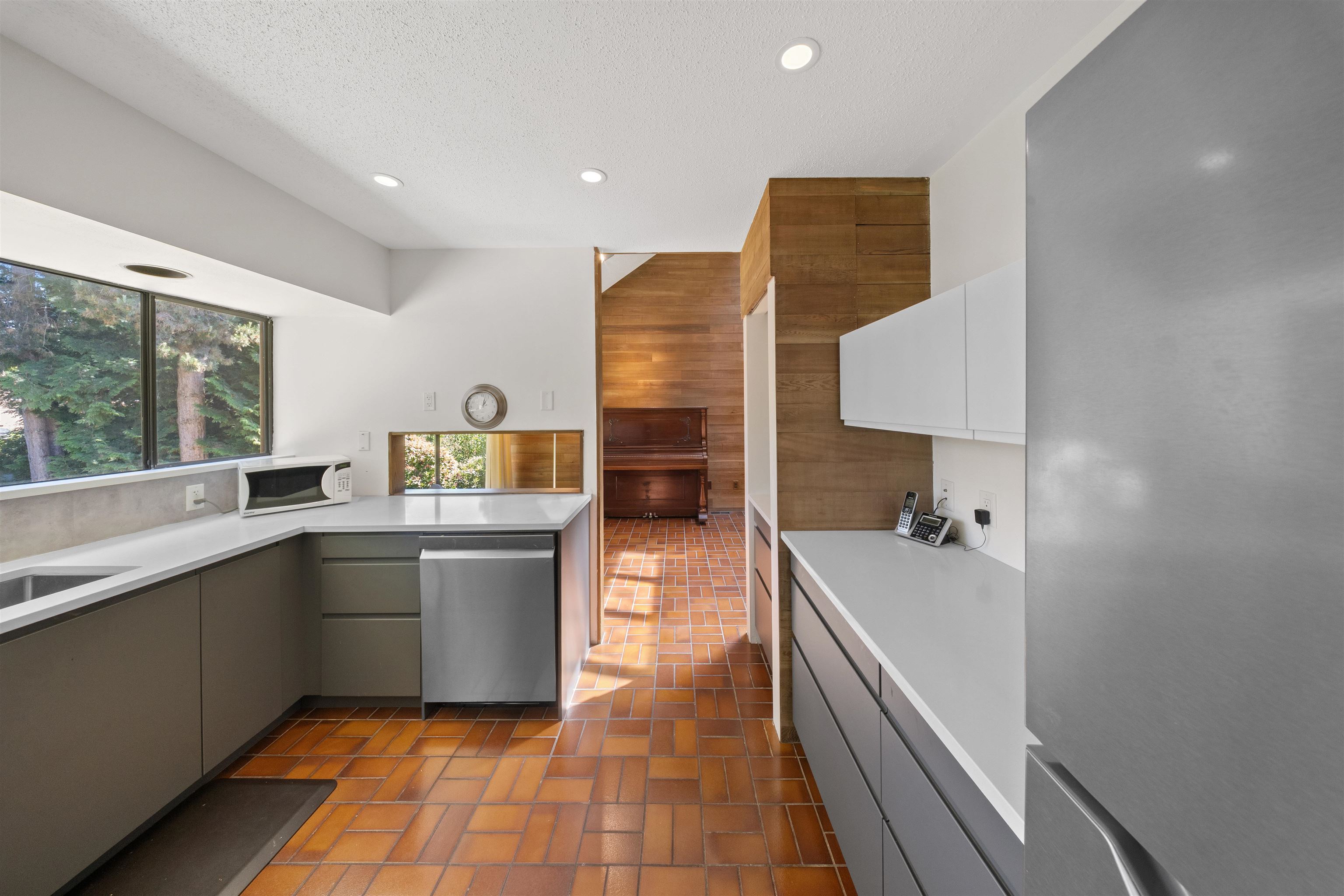 4271 Staulo Crescent - 12