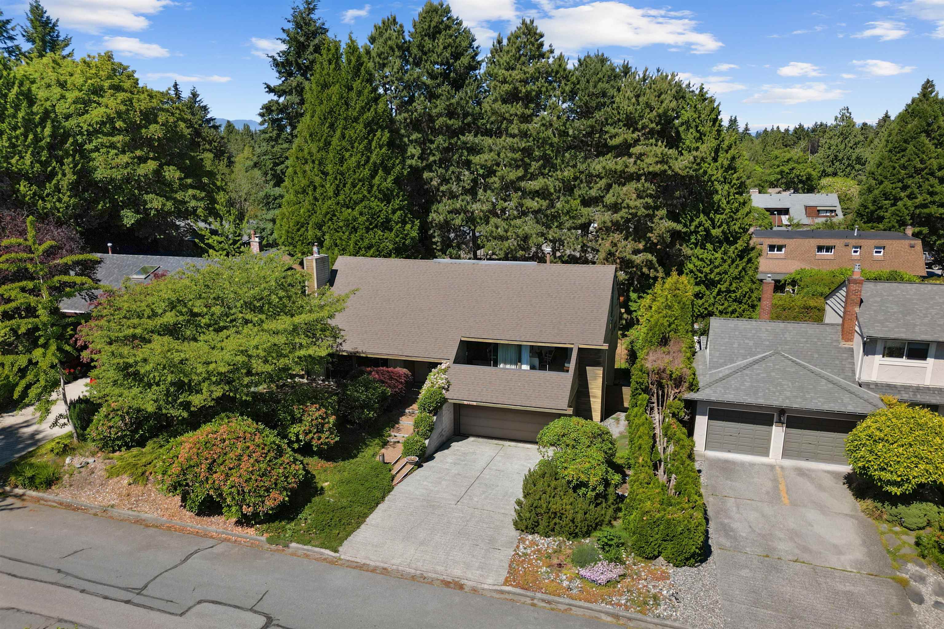 4271 Staulo Crescent - Image 3