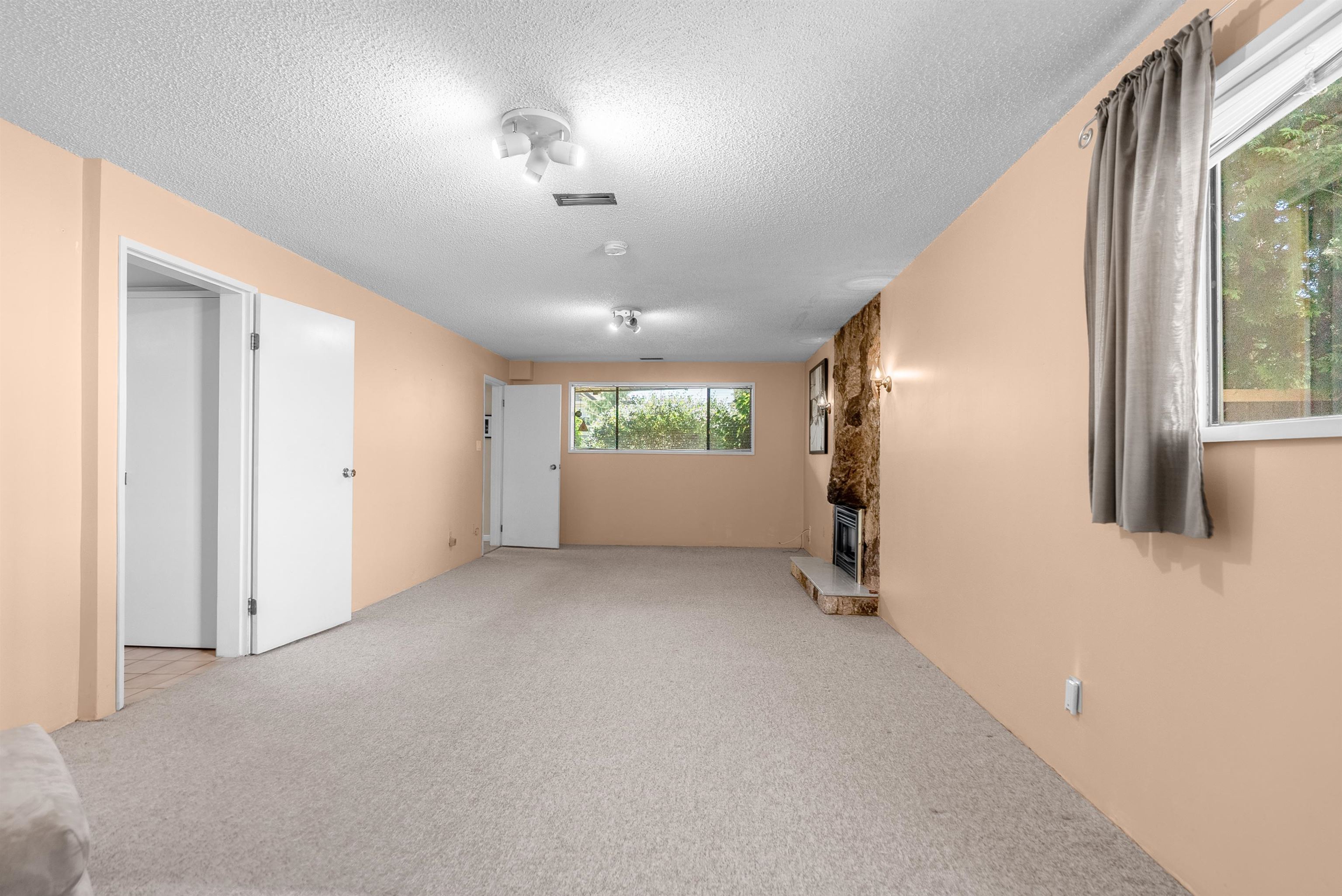 6680 Coltsfoot Drive - 17