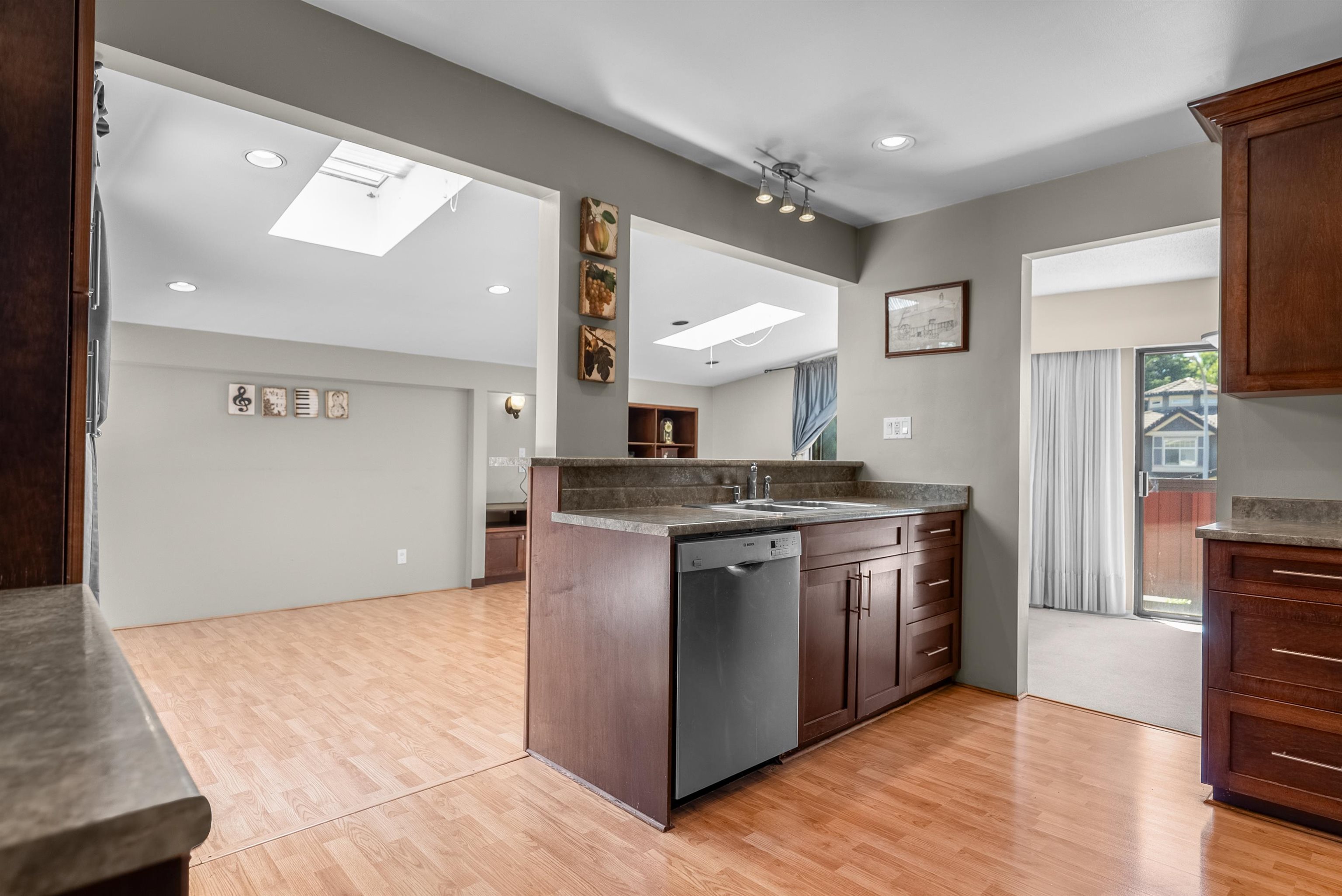 6680 Coltsfoot Drive - 10
