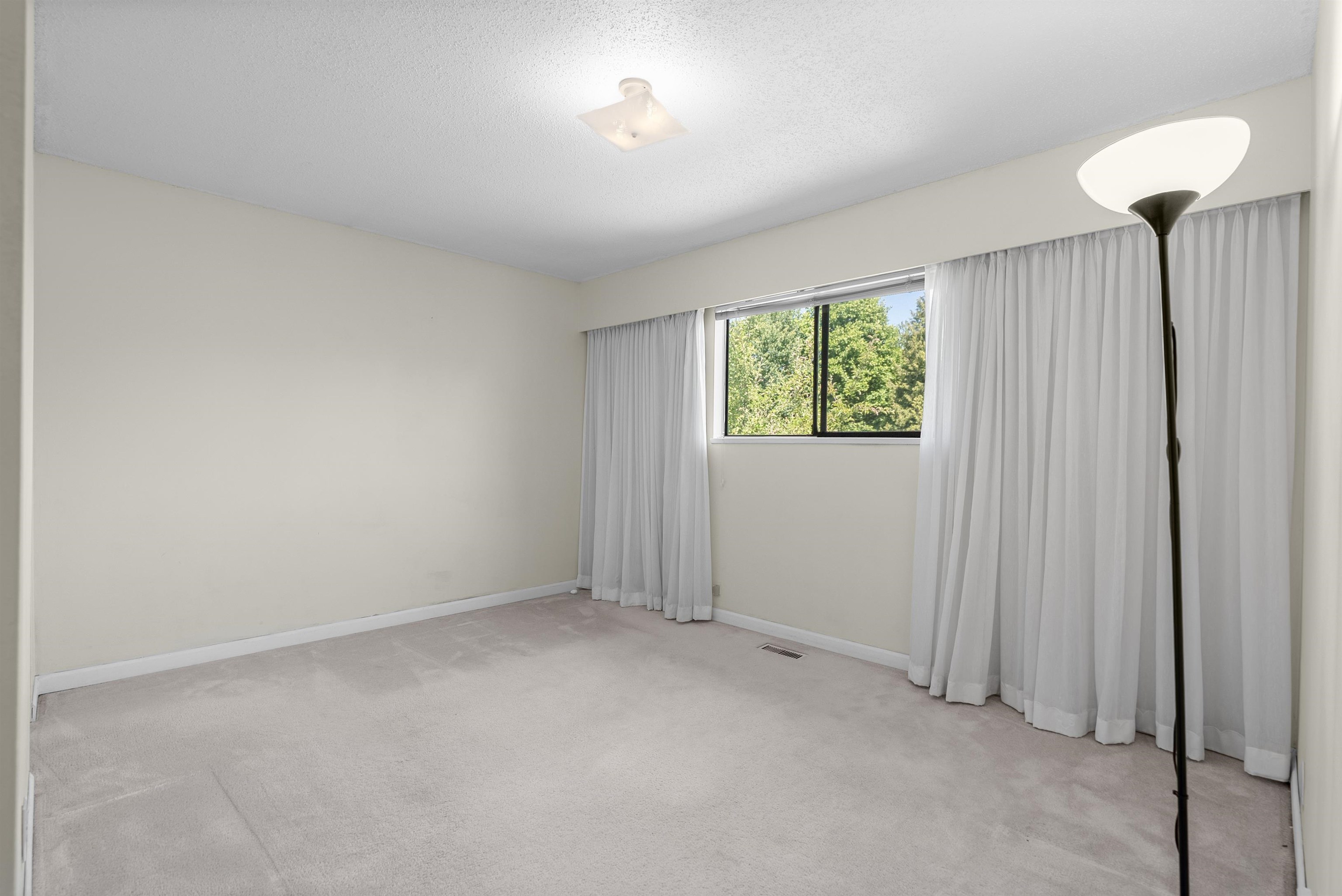 6680 Coltsfoot Drive - 14