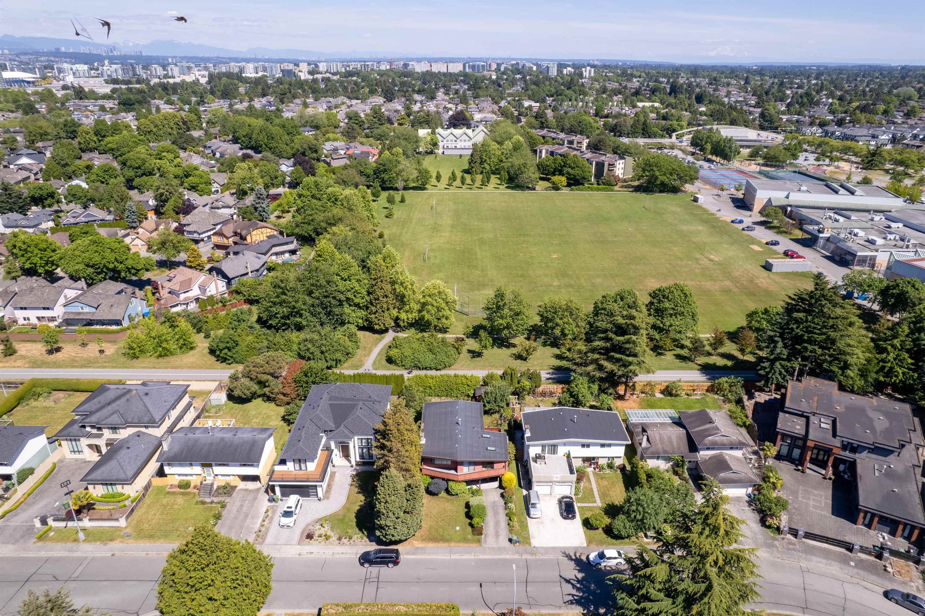 6680 Coltsfoot Drive - 31