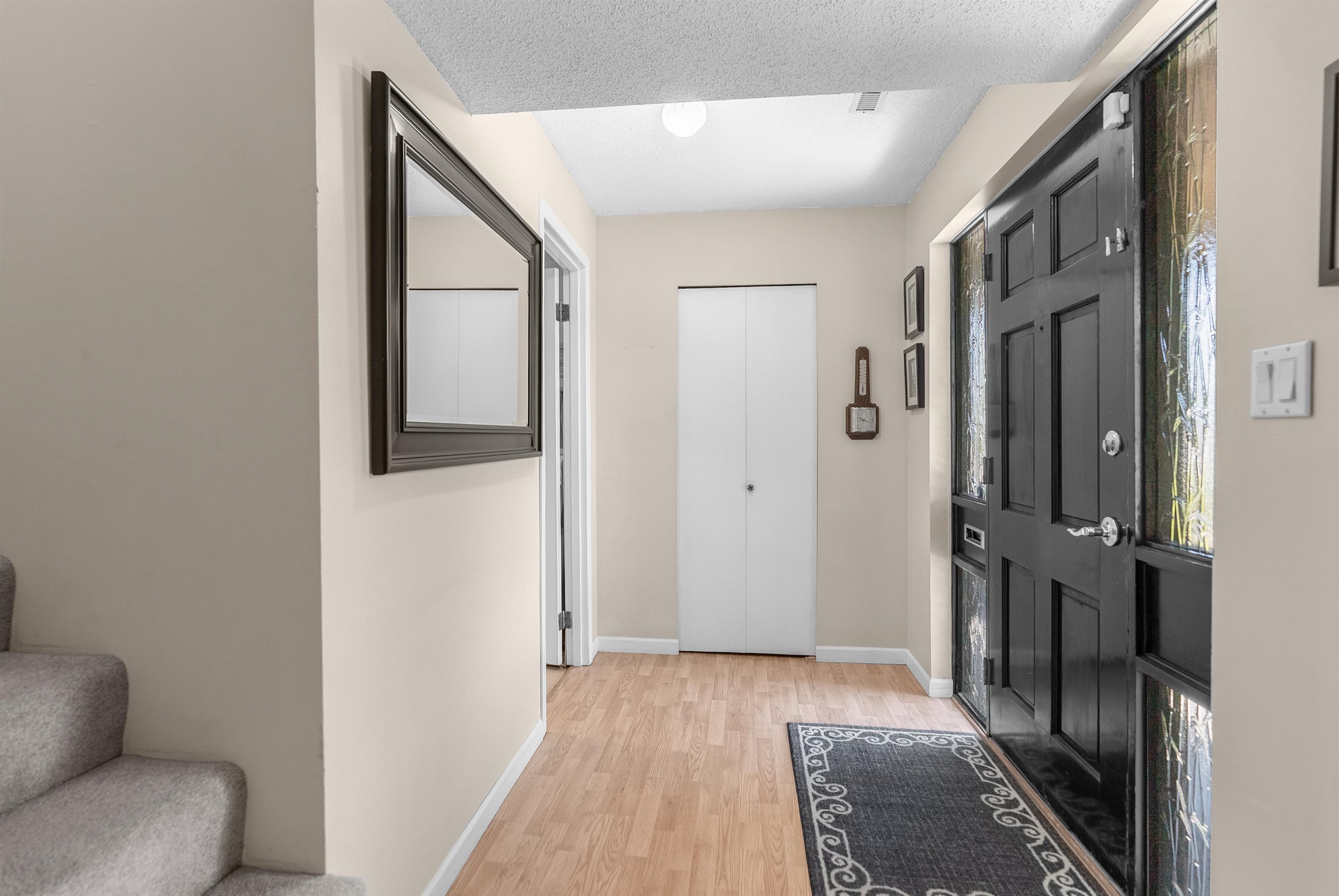 6680 Coltsfoot Drive - 21