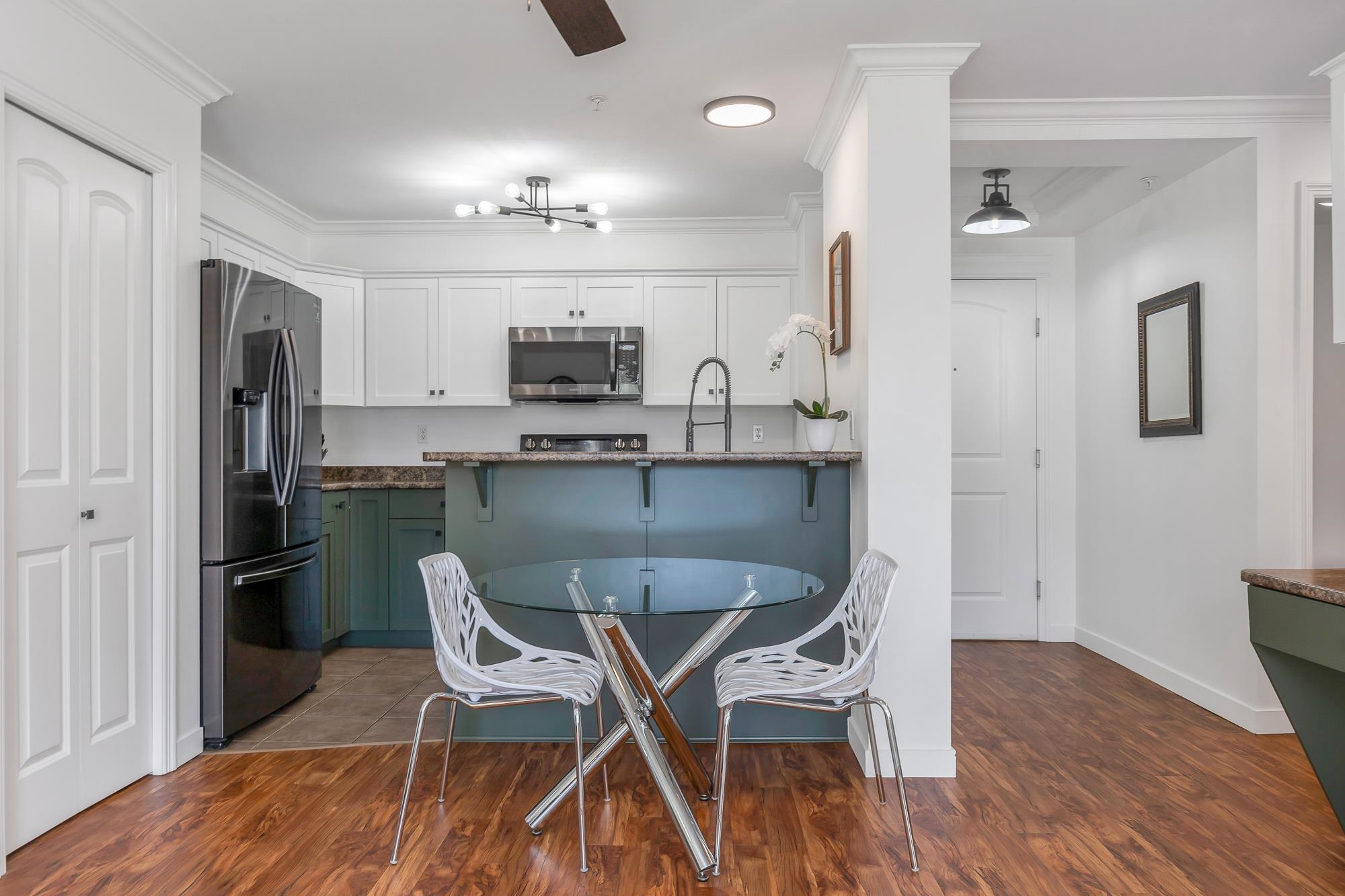 #206 8933 Edward Street - 17