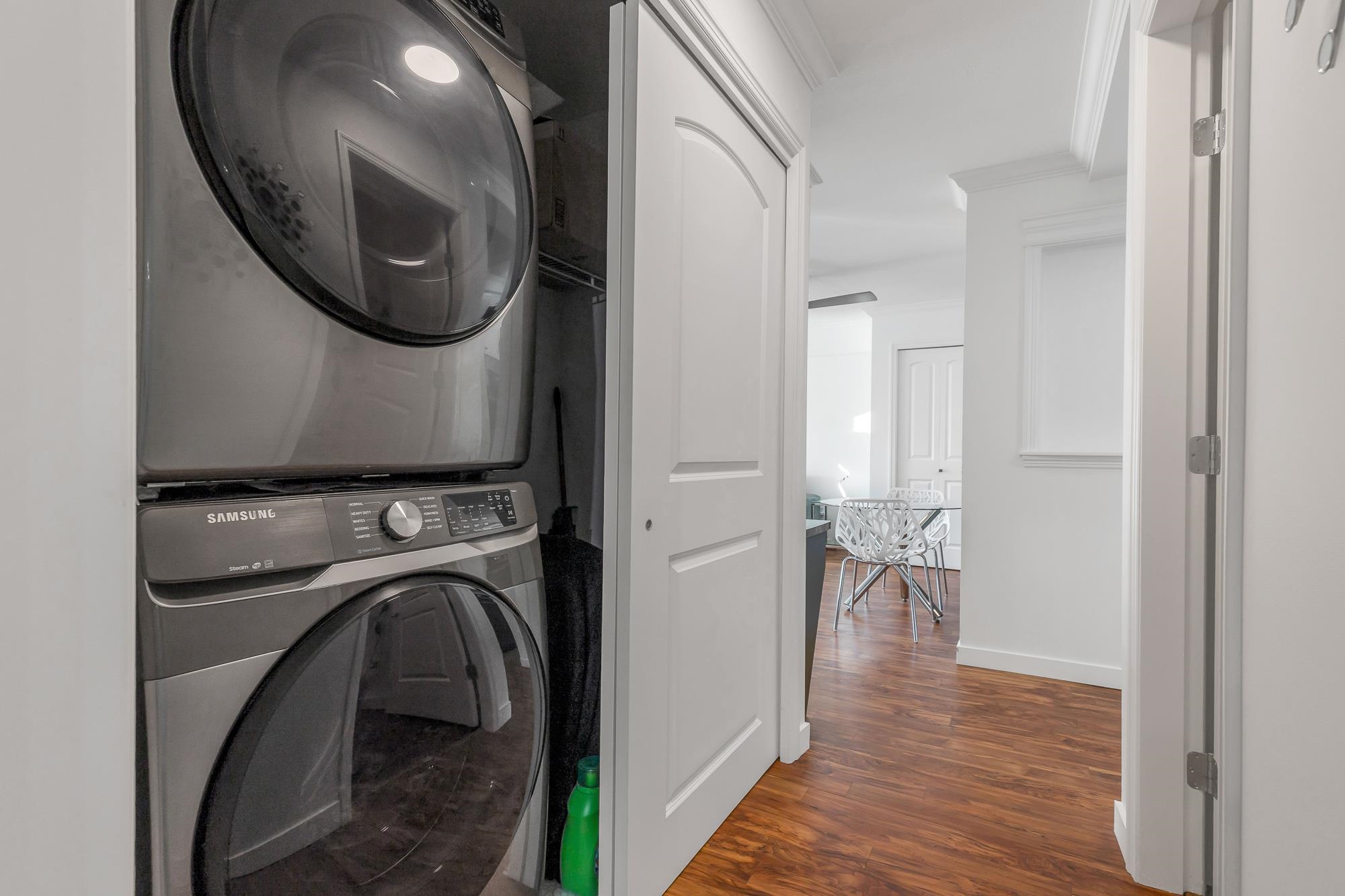 #206 8933 Edward Street - 26