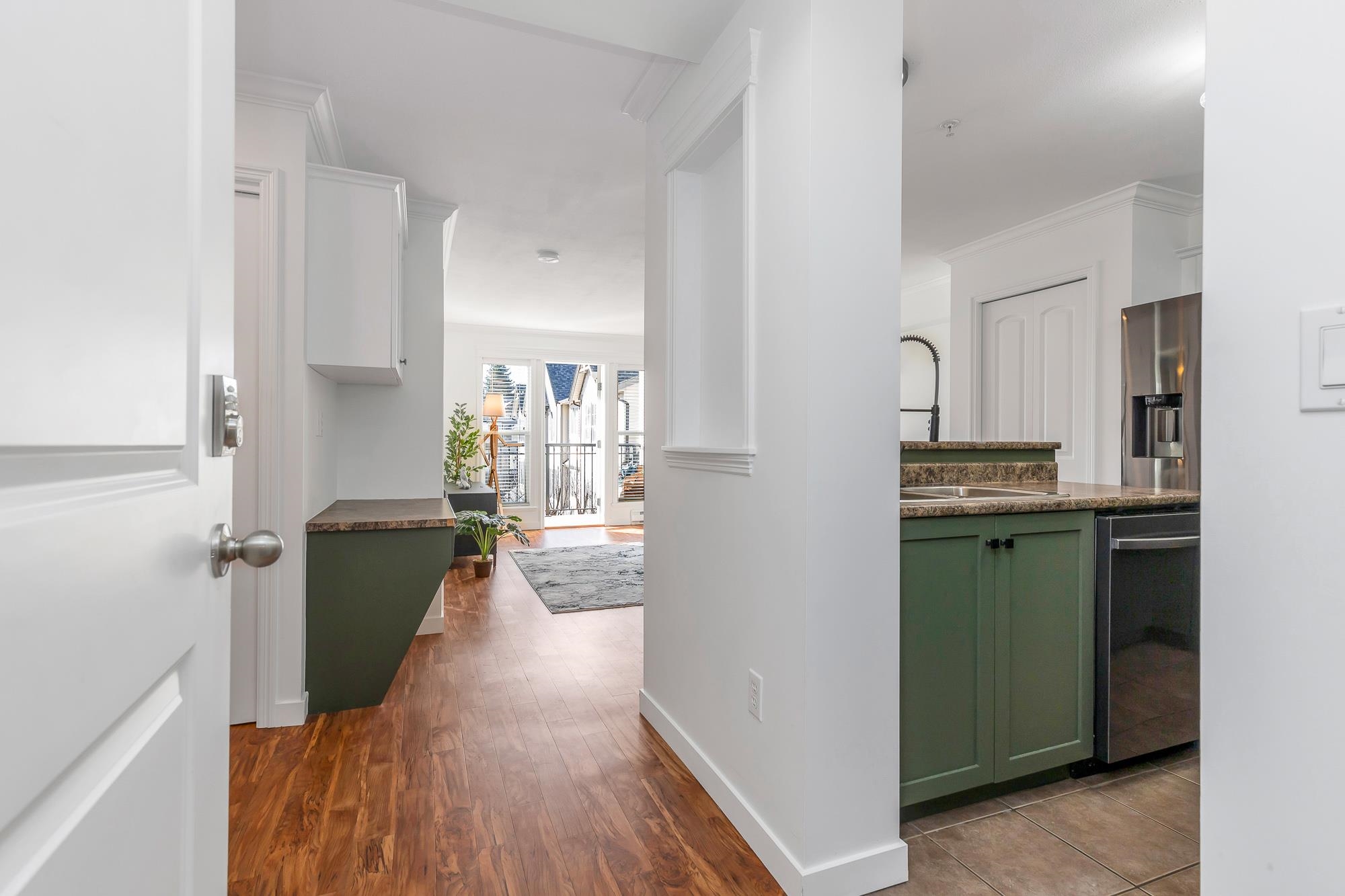 #206 8933 Edward Street - 5