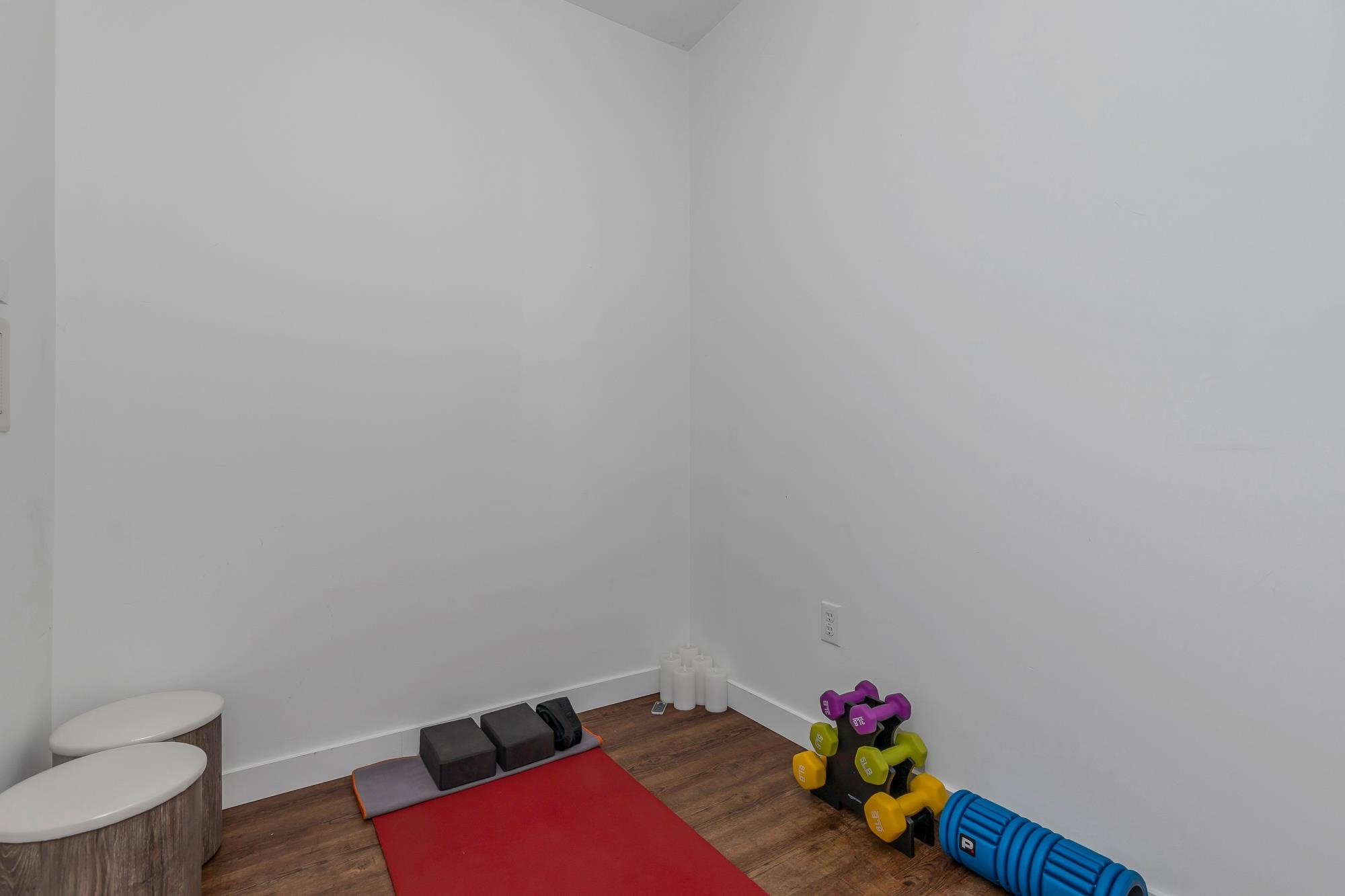 #206 8933 Edward Street - 24