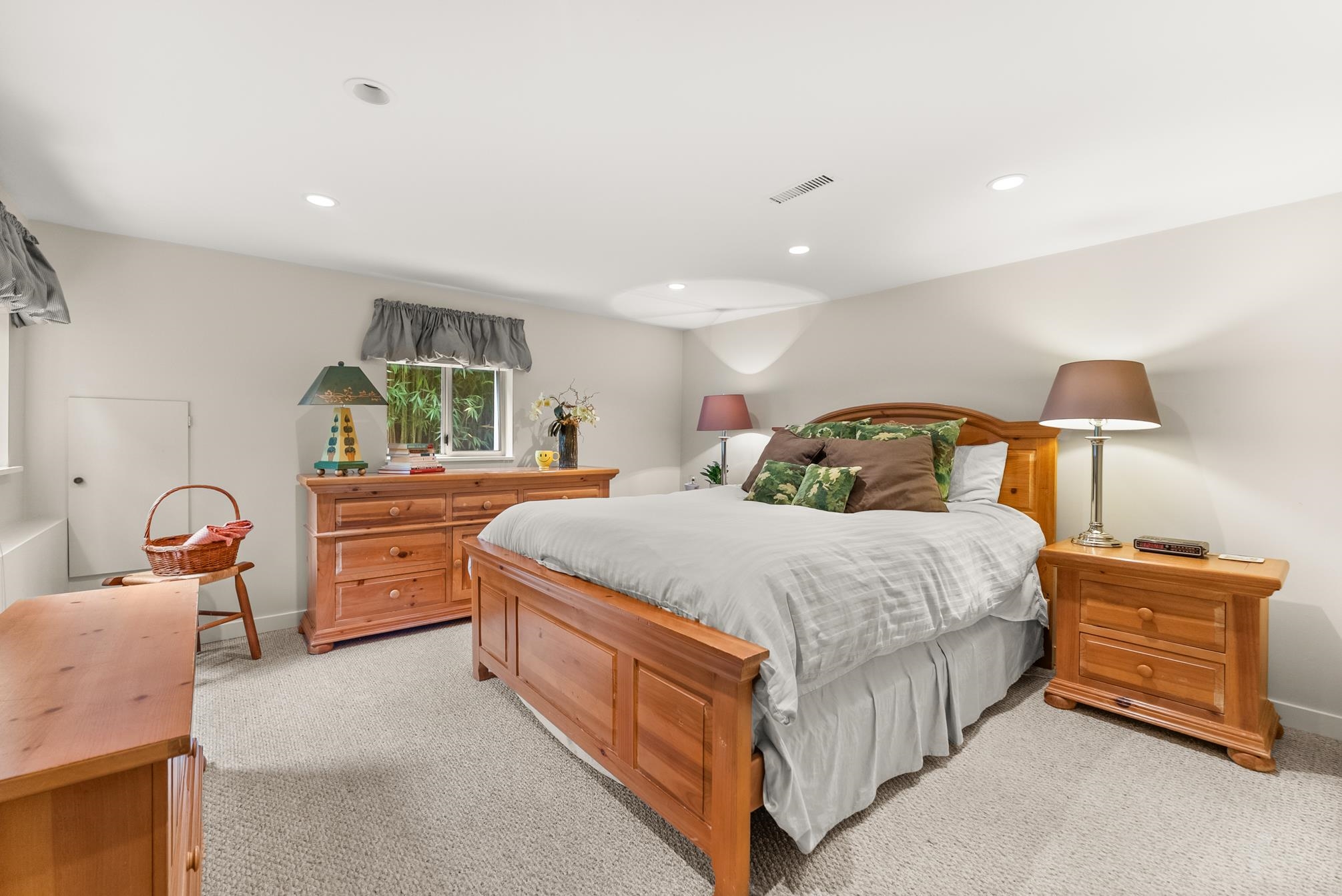 6555 Laburnum Street - 37