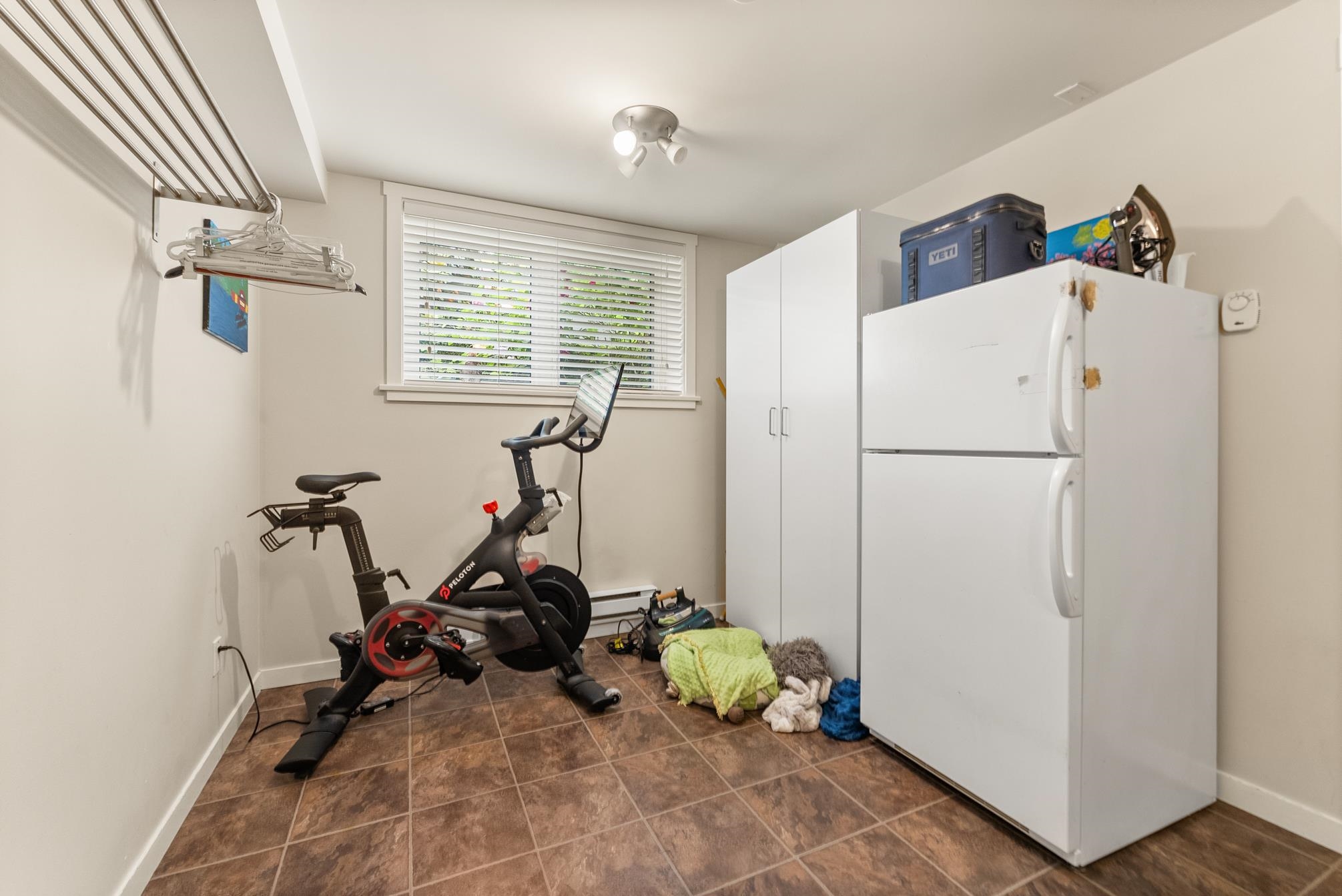 6555 Laburnum Street - 40