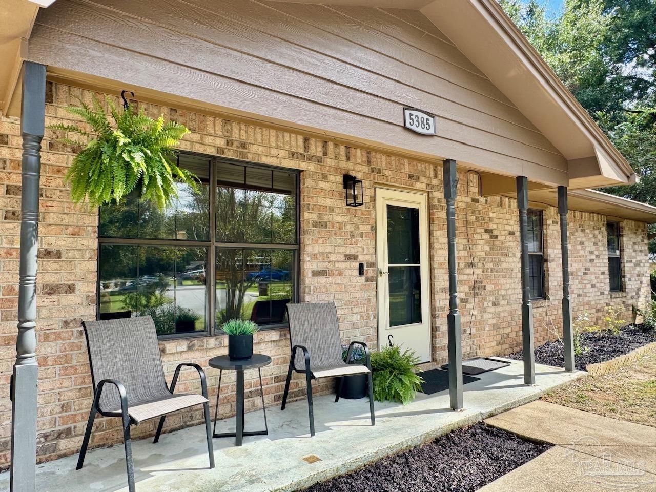 Photo 2 of Sale Pending at 5385 Camile Gdns Cir, Milton, FL 32570 | MLS# 689575 | Listing updated on 2026-10-02