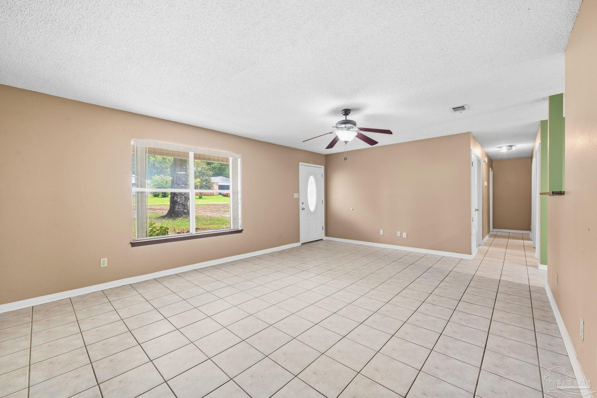 Photo 3 of Single family home for sale at 5737 Bronco Pl, Milton, FL 32570 | MLS# 689581 | Listing updated on 2026-10-03